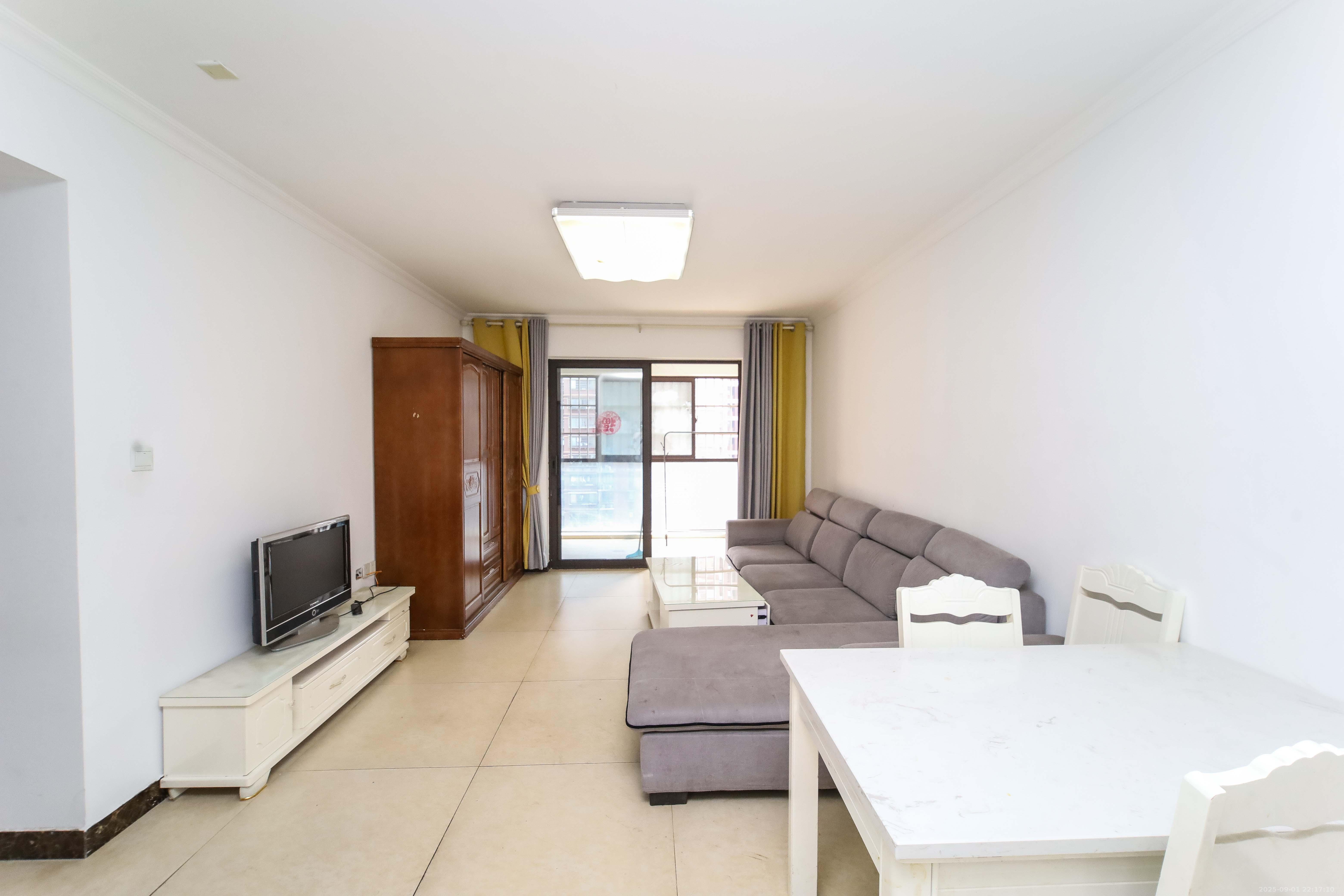 中欣楚天熙苑 2室2厅1卫 68.0万 中欣楚天熙苑 2室2厅1卫 68.0万客厅