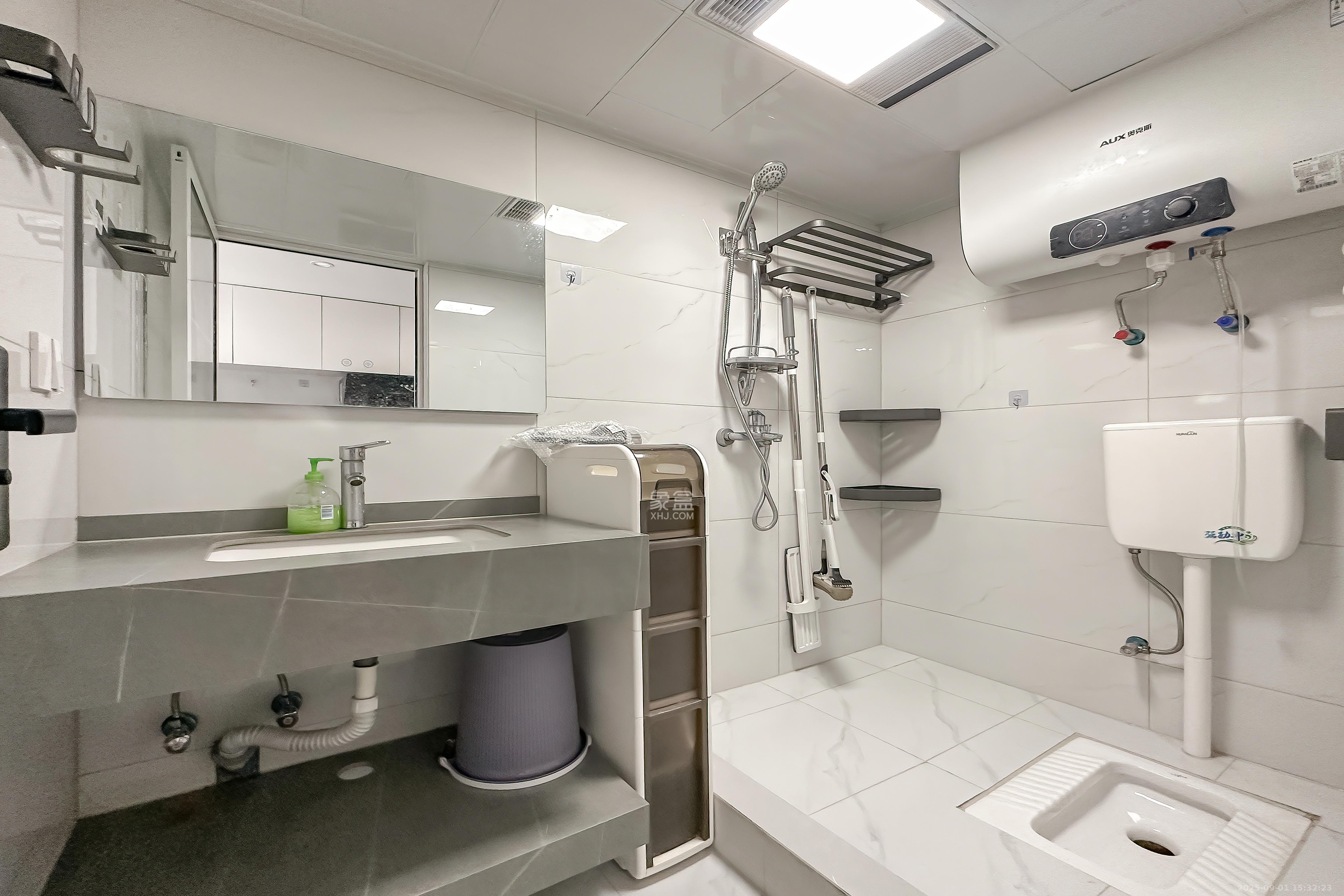 恒伟星中心  2室1厅1卫    40.0万卫生间