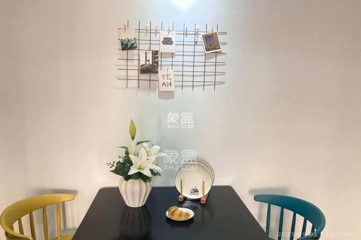 第六都(陆都小区)  2室2厅1卫    3200.0元/月 第六都(陆都小区)  2室2厅1卫    3200.0元/月室内图