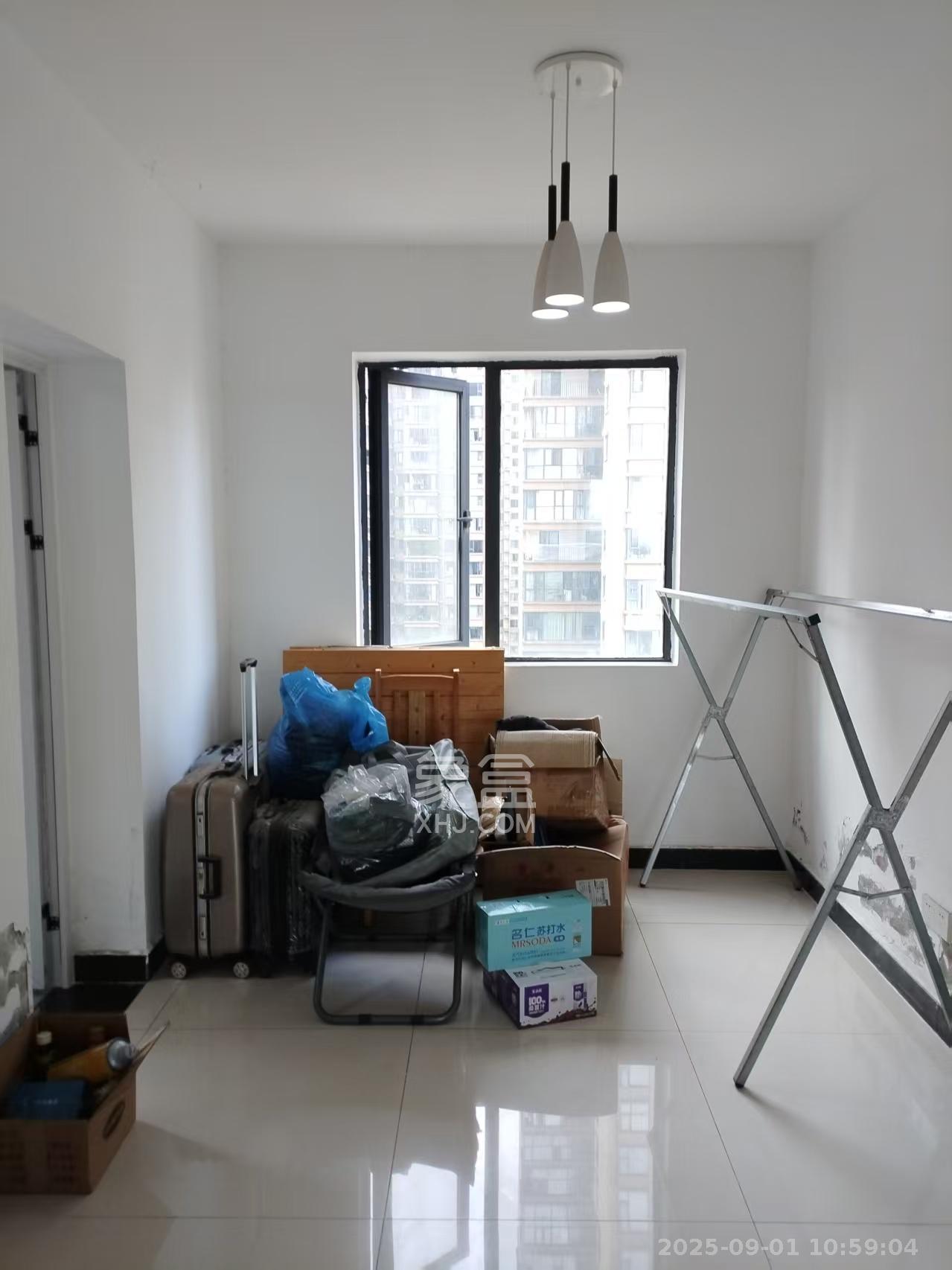 中建嘉和城  3室2厅2卫    2200.0元/月 中建嘉和城  3室2厅2卫    2200.0元/月室内图