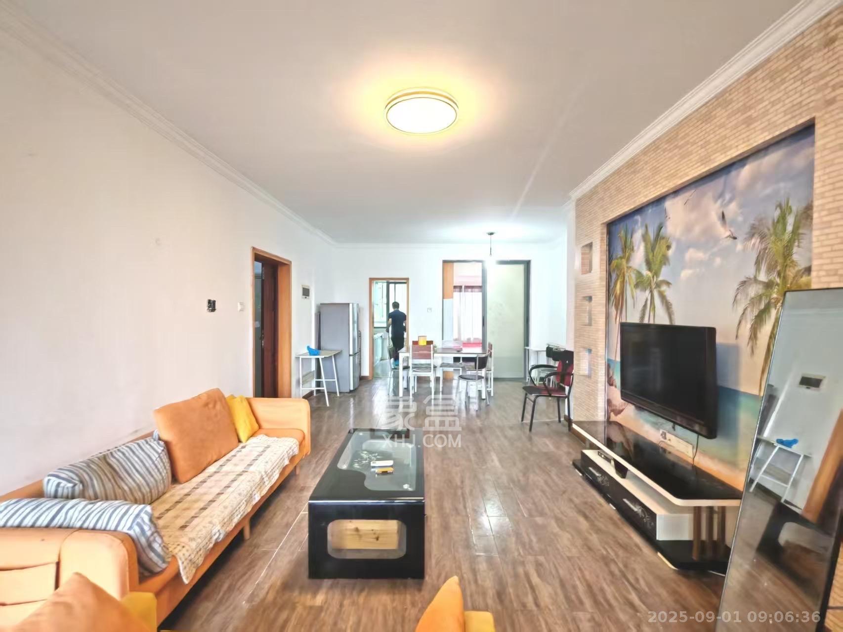 鑫远湘府华城  3室2厅1卫    1800.0元/月室内图