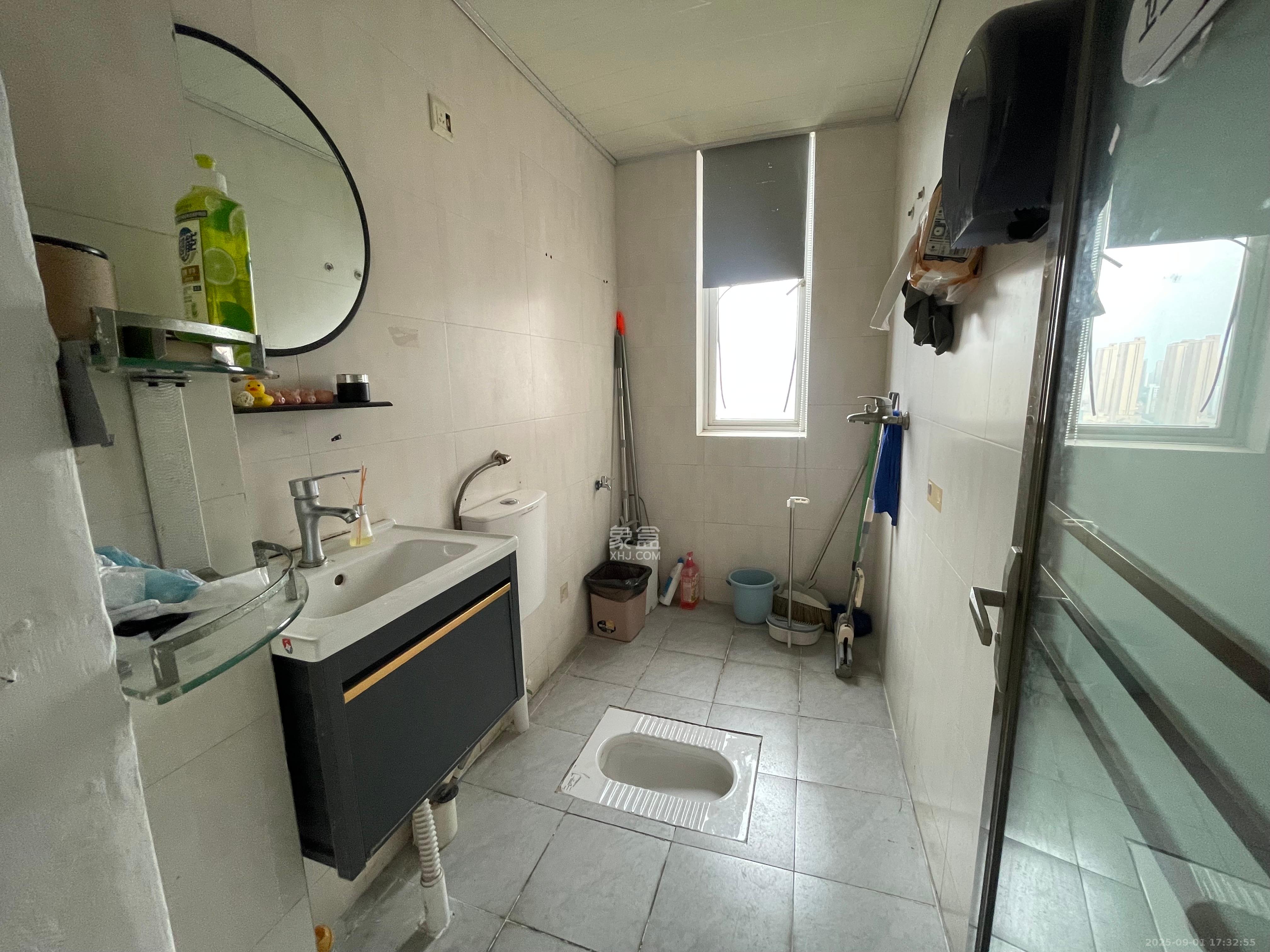 上河国际A座 2室2厅1卫 3000.0元/月 上河国际A座 2室2厅1卫 3000.0元/月室内图