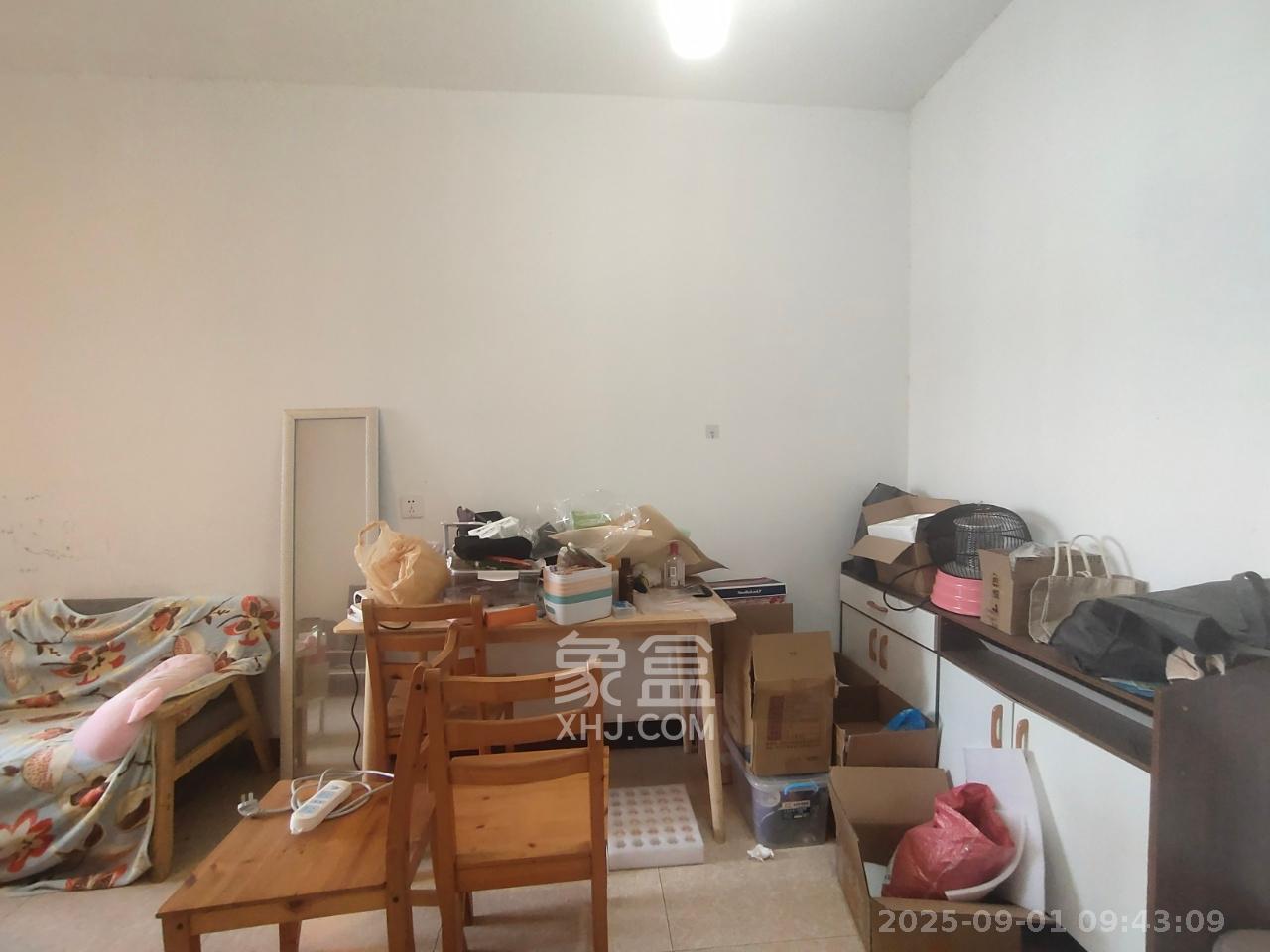 荣盛花语书苑  2室1厅1卫   2400.00元/月