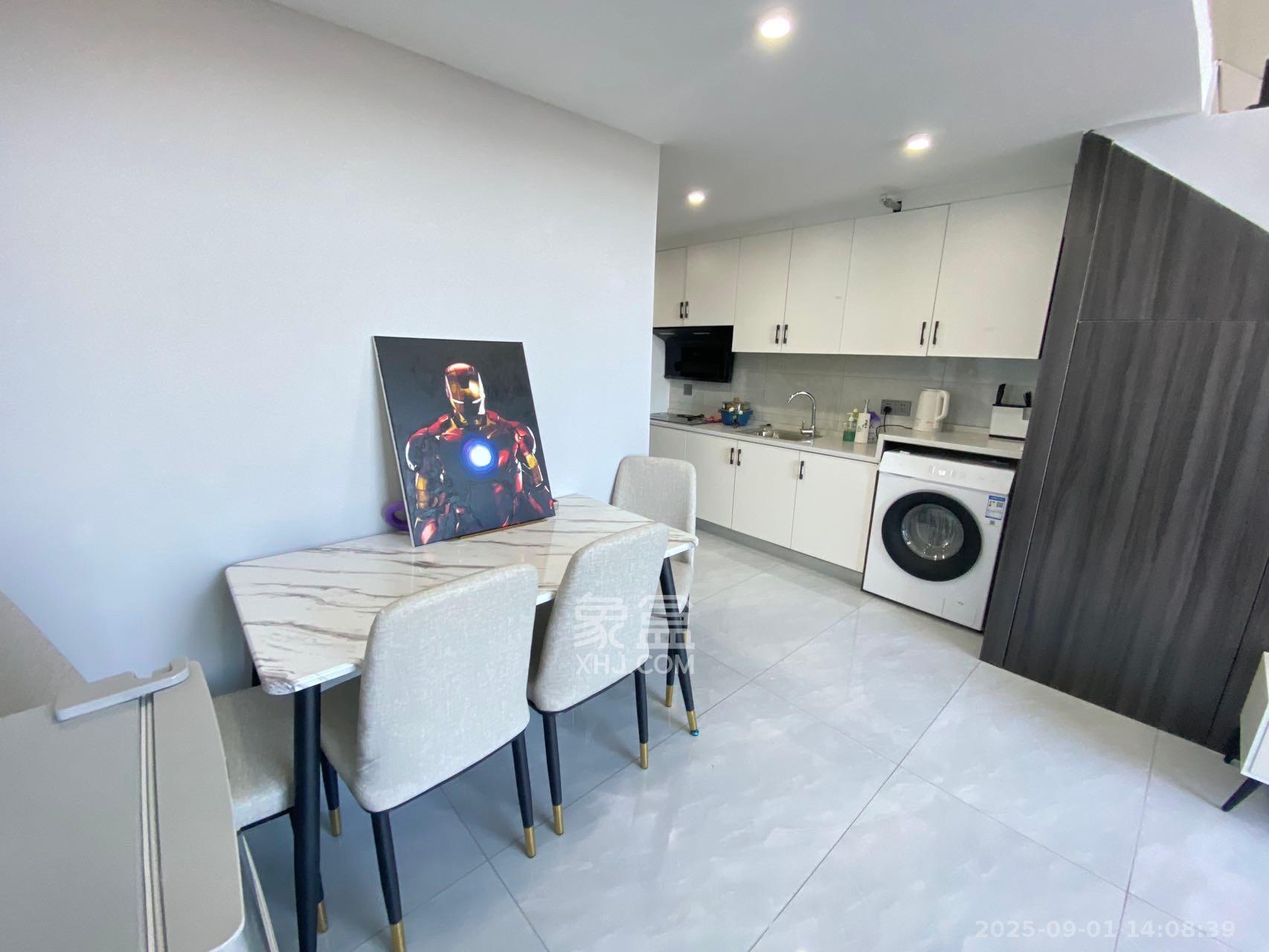 梅溪湖金茂湾  1室1厅1卫    2000.0元/月室内图