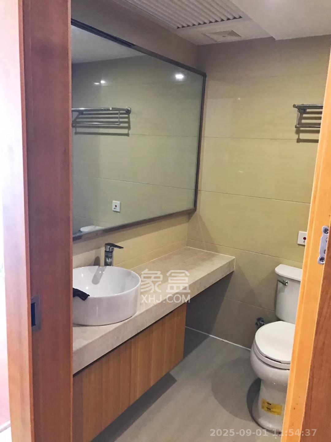 五一钻界 1室1厅1卫 2500.0元/月 五一钻界 1室1厅1卫 2500.0元/月室内图