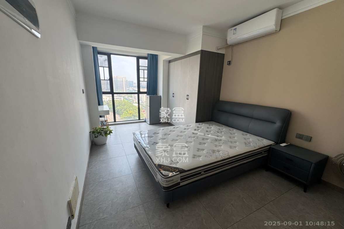 裕天国际商汇中心 1室0厅0卫 1380.0元/月 裕天国际商汇中心 1室0厅0卫 1380.0元/月室内图