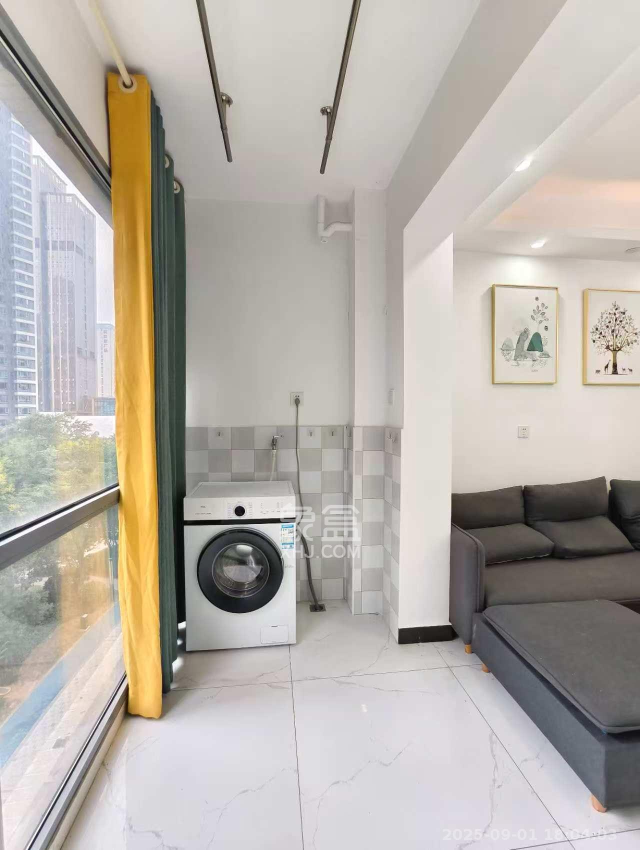 保利天禧D区 3室2厅1卫 3400.00元/月 保利天禧D区 3室2厅1卫 3400.00元/月室内图