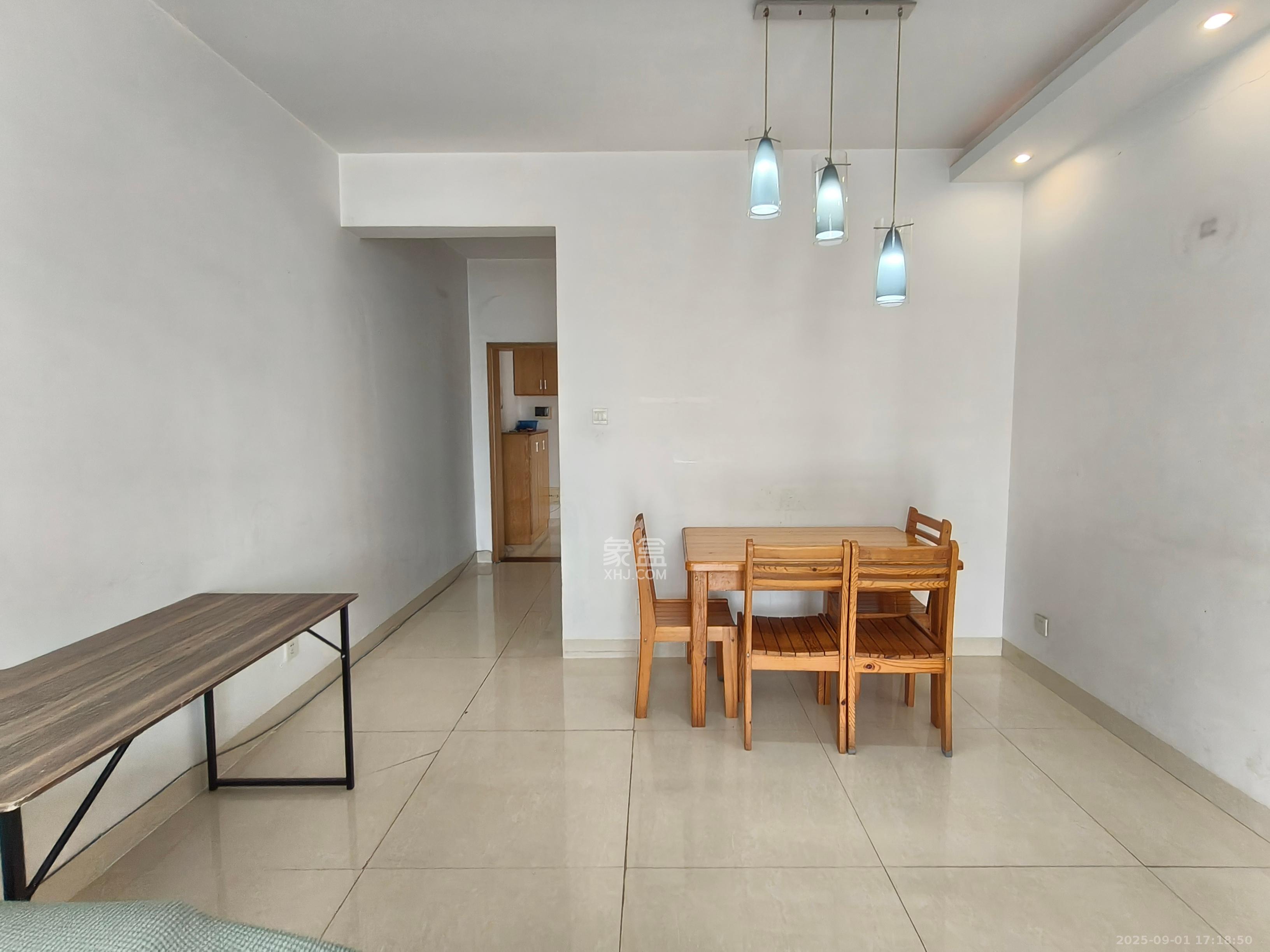 星城映象 2室2厅1卫 2100.0元/月 星城映象 2室2厅1卫 2100.0元/月室内图