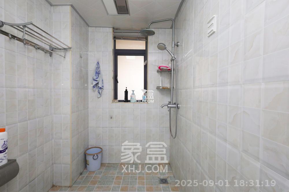 兰亭都荟（璟峰苑）  3室2厅1卫   2800.00元/月室内图