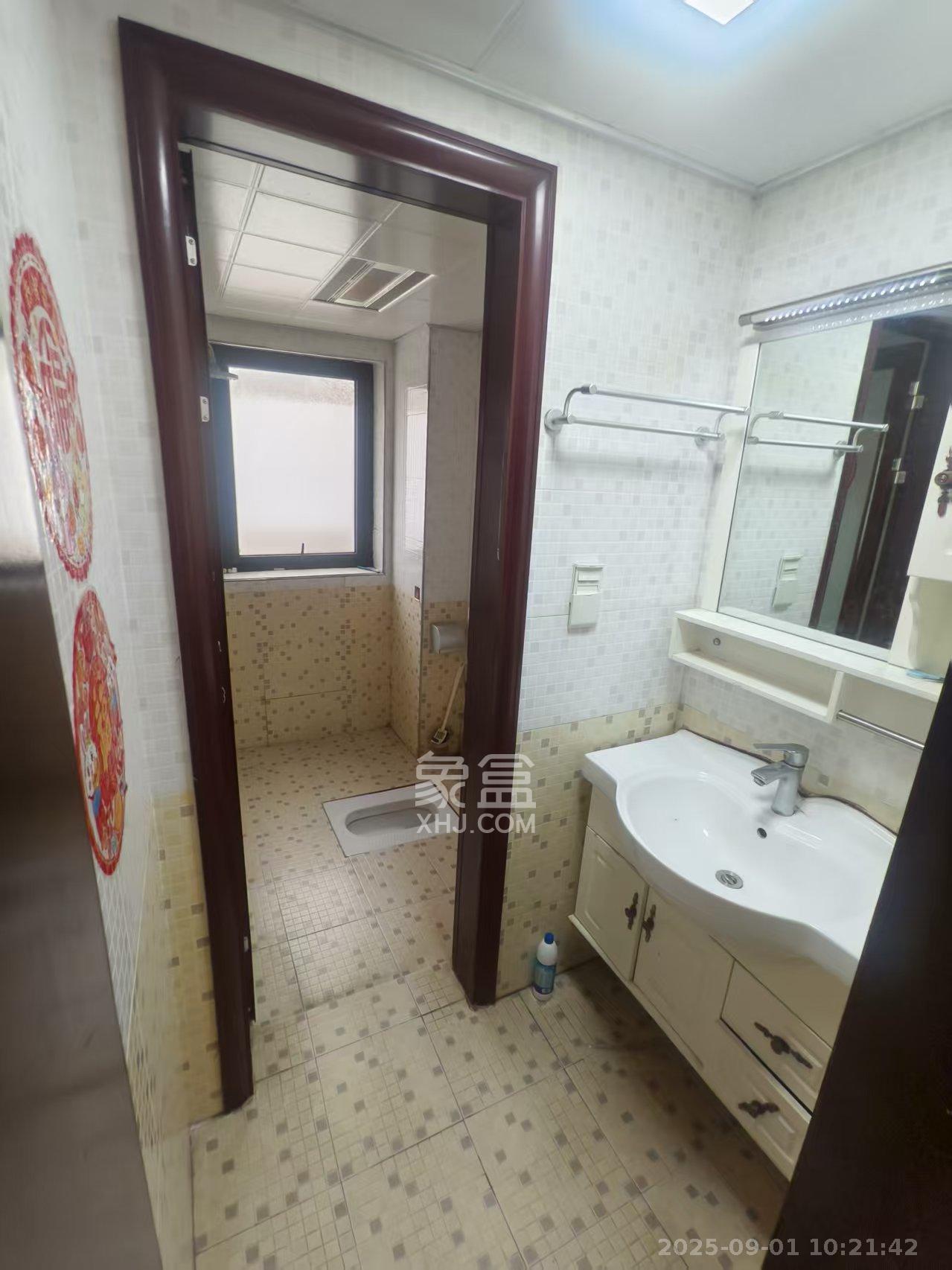 北京御园一二期（国泰嘉园）  2室2厅1卫    2000.0元/月室内图