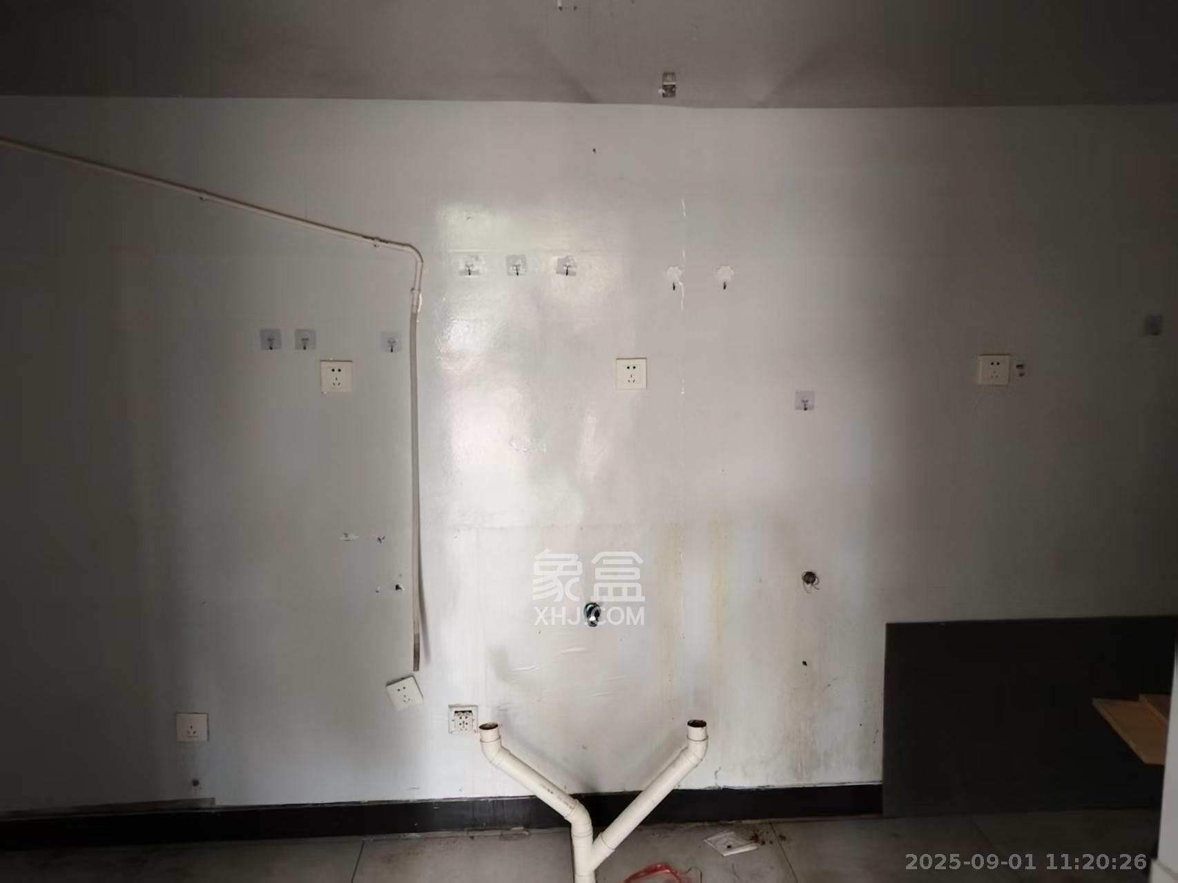 阳光丽城一期   21.04㎡      1800.0元/月