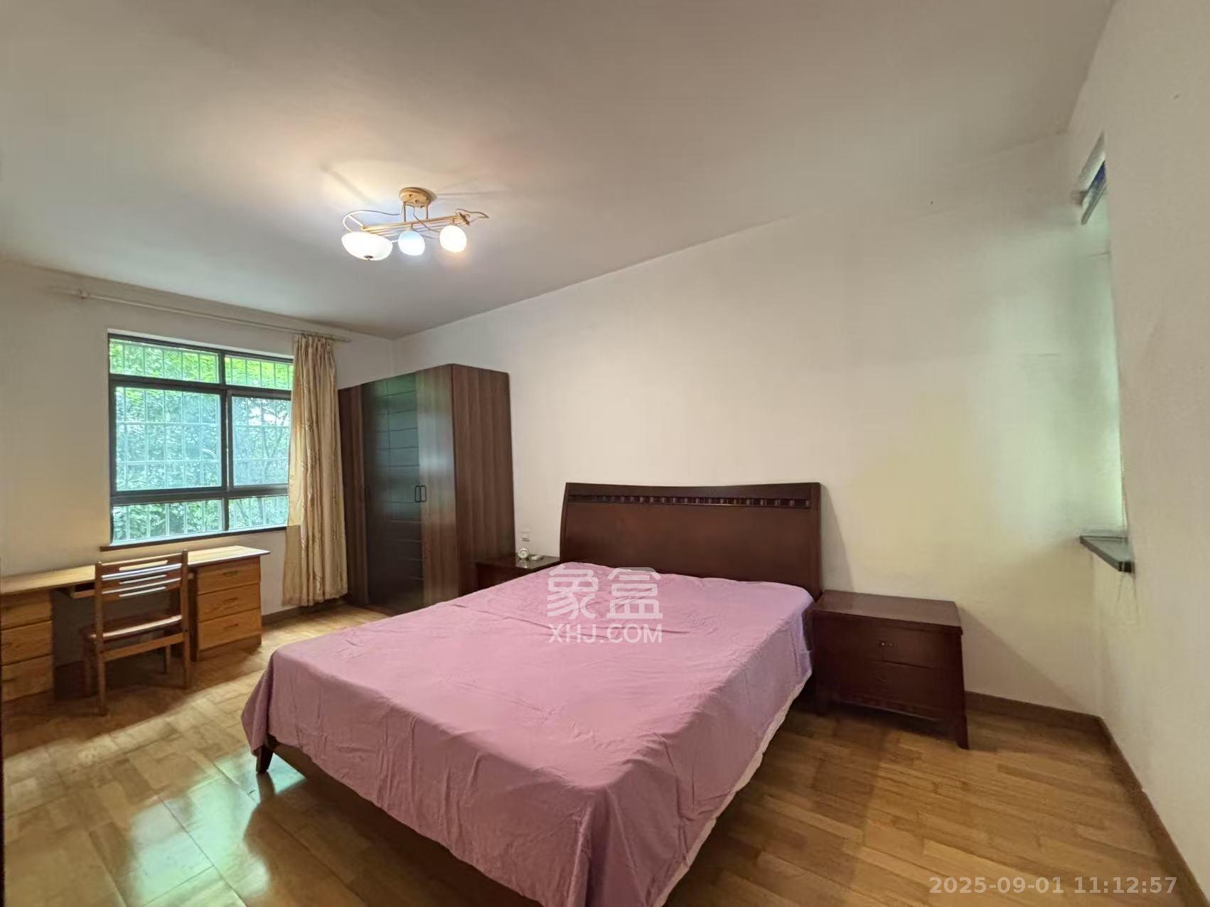 万煦园  4室2厅2卫    3200.0元/月 万煦园  4室2厅2卫    3200.0元/月室内图