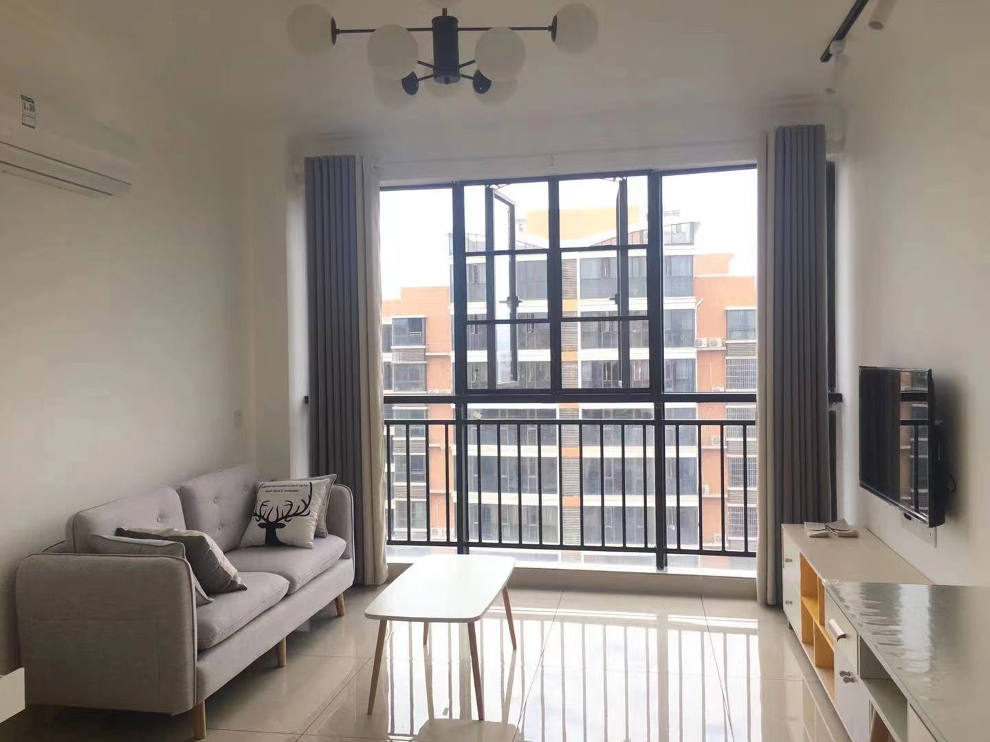 星月都会  1室0厅0卫    1400.0元/月室内图1