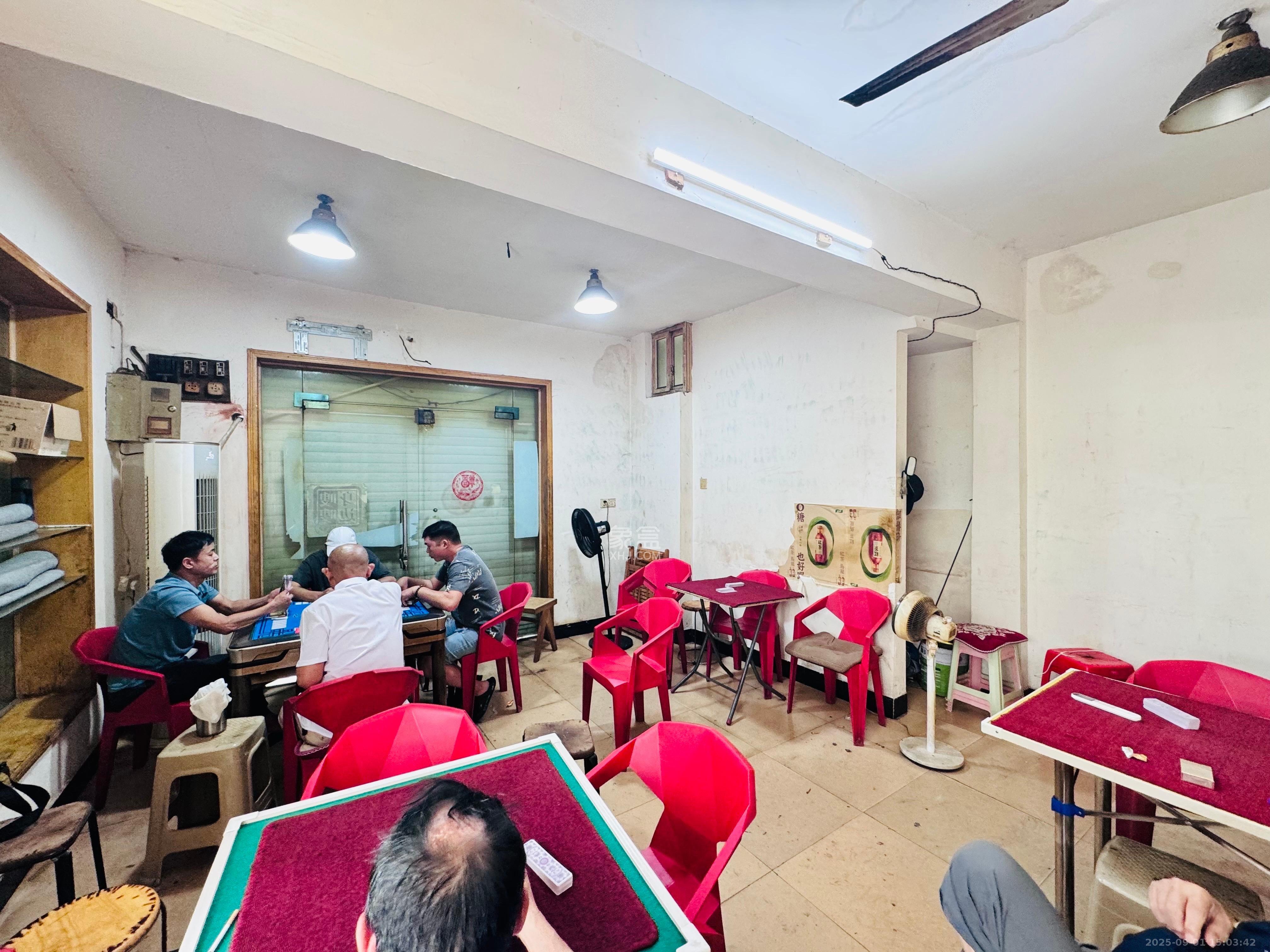 西文庙坪散盘 1室0厅0卫 4500.0元/月 西文庙坪散盘 1室0厅0卫 4500.0元/月室内图