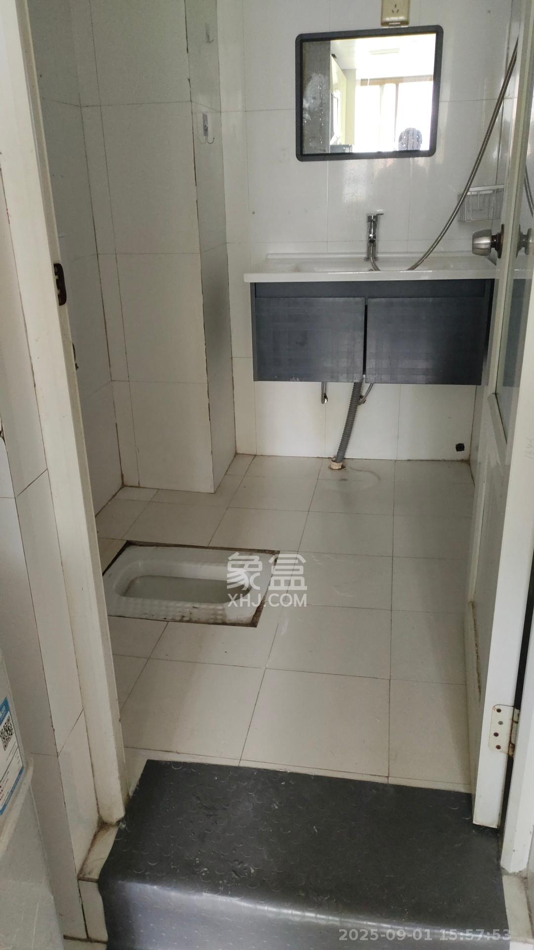 颐美会现代城  1室0厅0卫    2480.0元/月 颐美会现代城  1室0厅0卫    2480.0元/月室内图