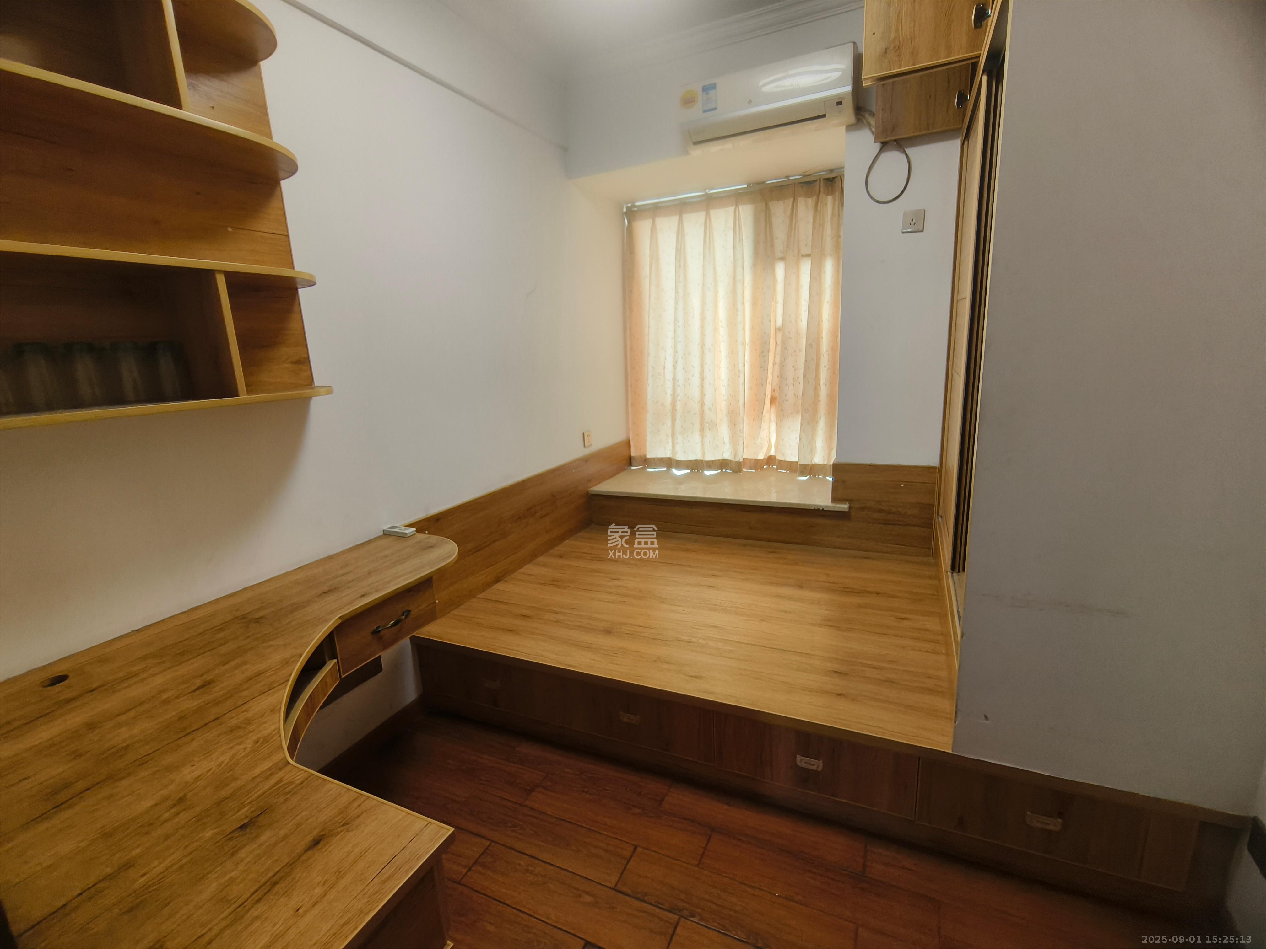 金麓国际 3室2厅2卫 3500.0元/月 金麓国际 3室2厅2卫 3500.0元/月室内图