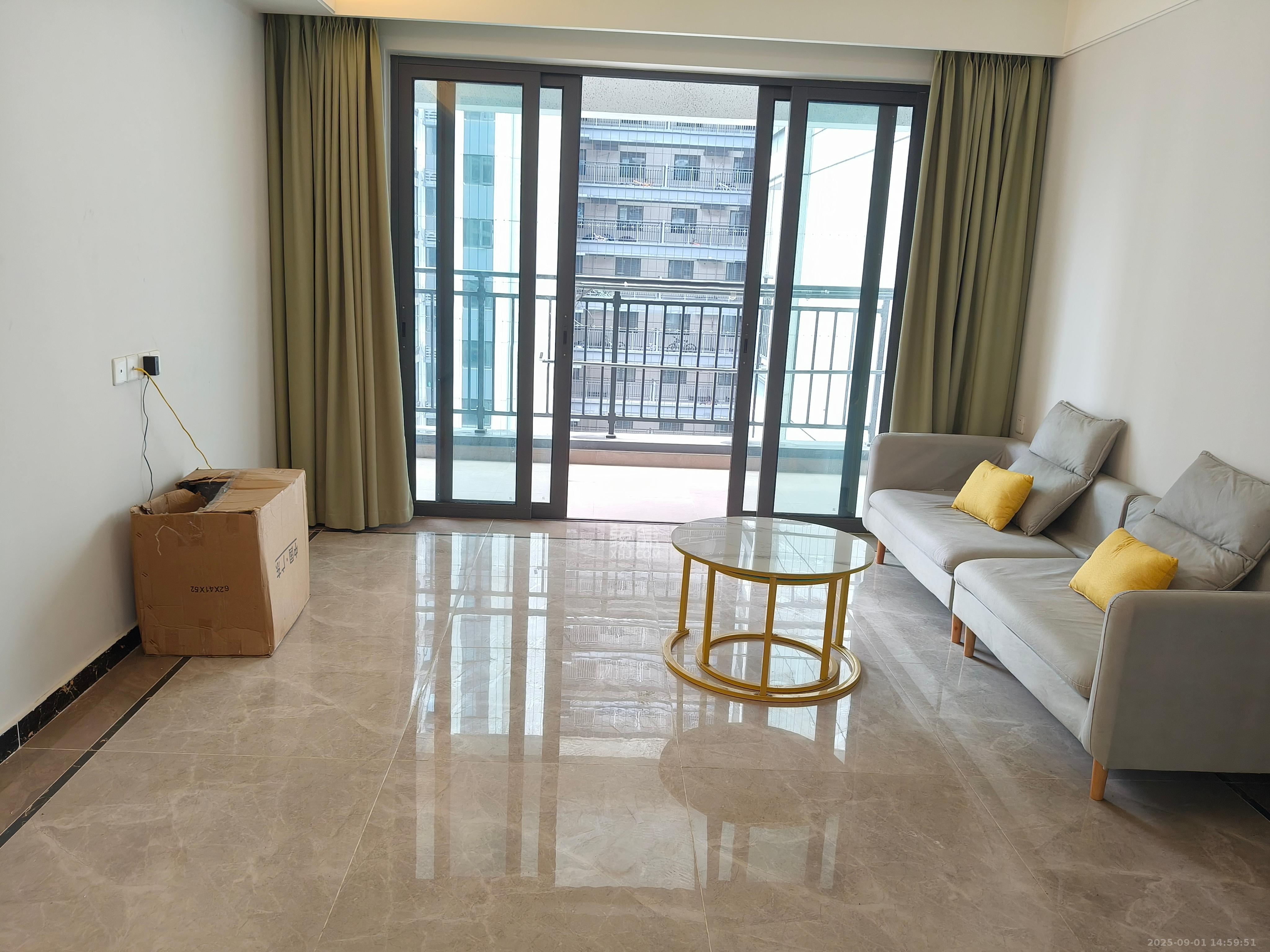 保利恒伟时光印象 4室2厅2卫 2600.0元/月 保利恒伟时光印象 4室2厅2卫 2600.0元/月室内图