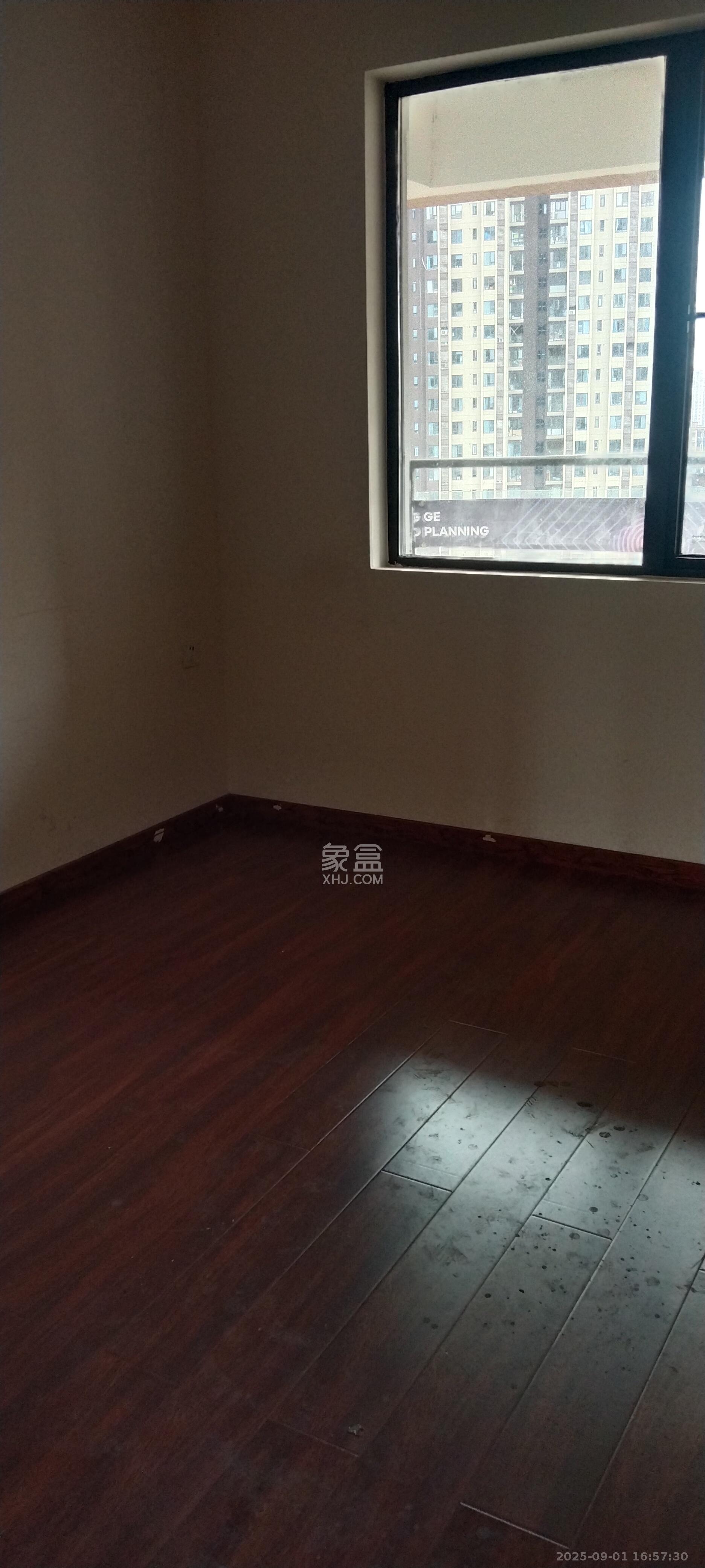 五江天街南区  4室2厅2卫    3000.0元/月 五江天街南区  4室2厅2卫    3000.0元/月室内图