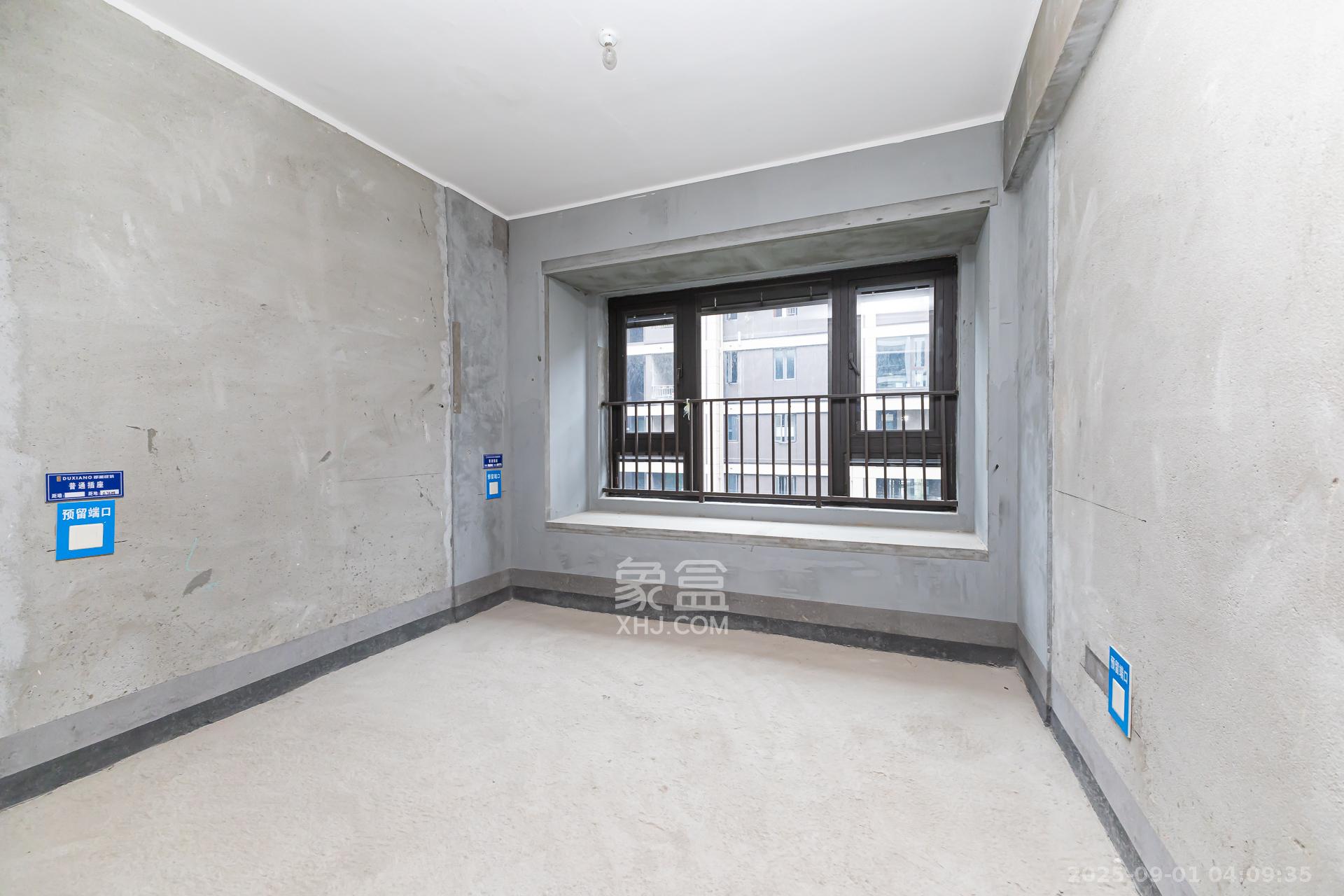 时代建发和著 5室2厅3卫 350.0万 时代建发和著 5室2厅3卫 350.0万卧室