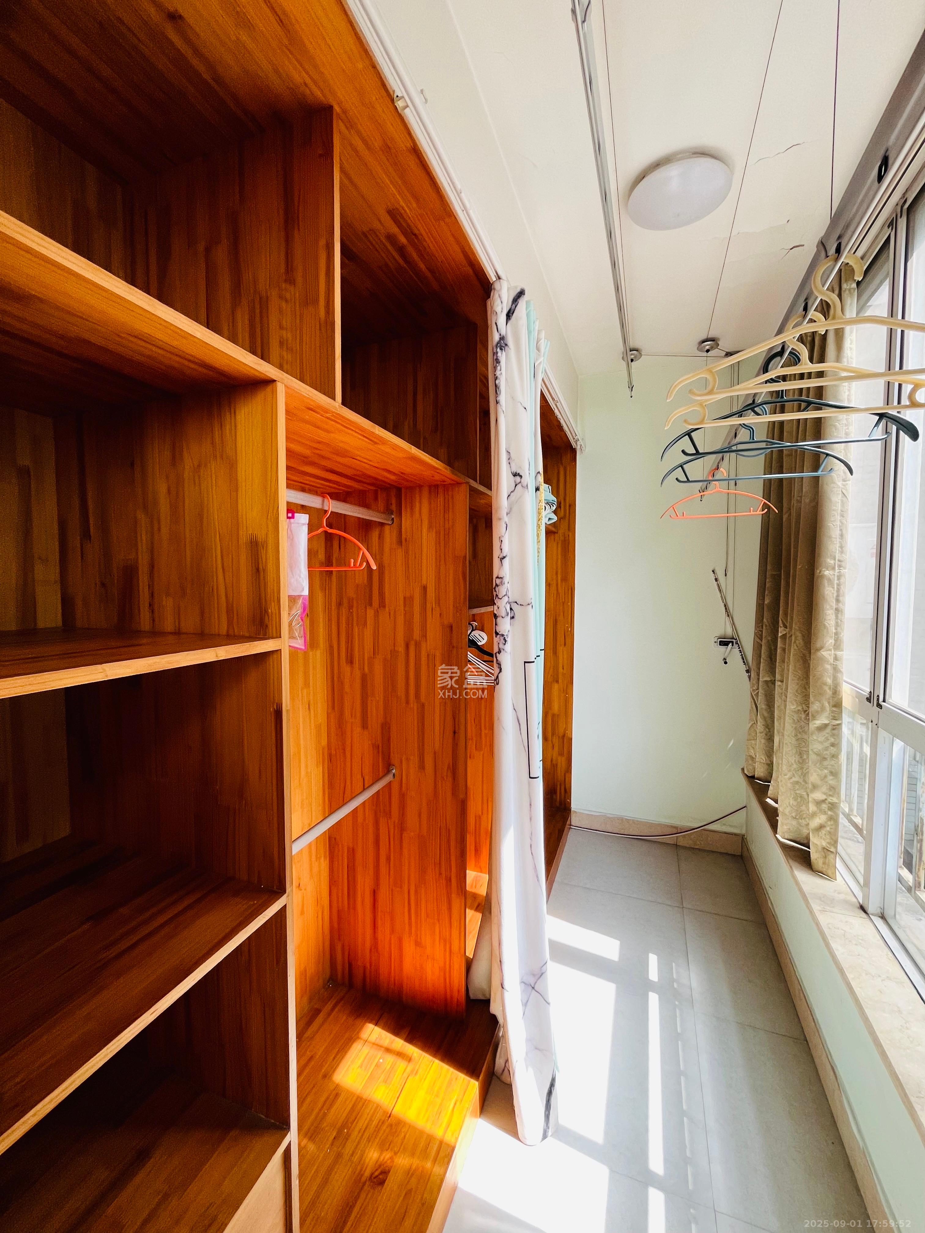 月湖兰庭 1室2厅2卫 2080.0元/月 月湖兰庭 1室2厅2卫 2080.0元/月室内图