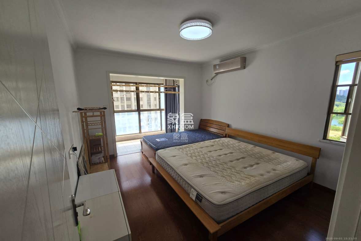 碧桂园威尼斯城  4室2厅1卫    2600.0元/月 碧桂园威尼斯城  4室2厅1卫    2600.0元/月室内图