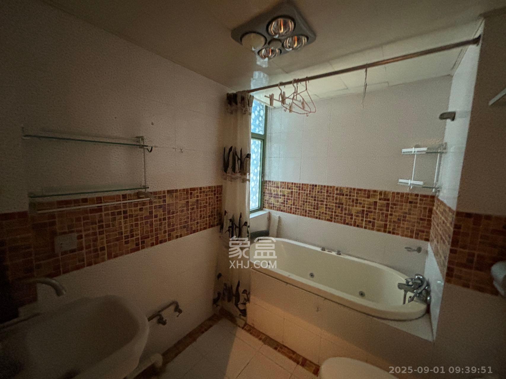 锦绣华天 3室2厅2卫 3000.0元/月 锦绣华天 3室2厅2卫 3000.0元/月室内图