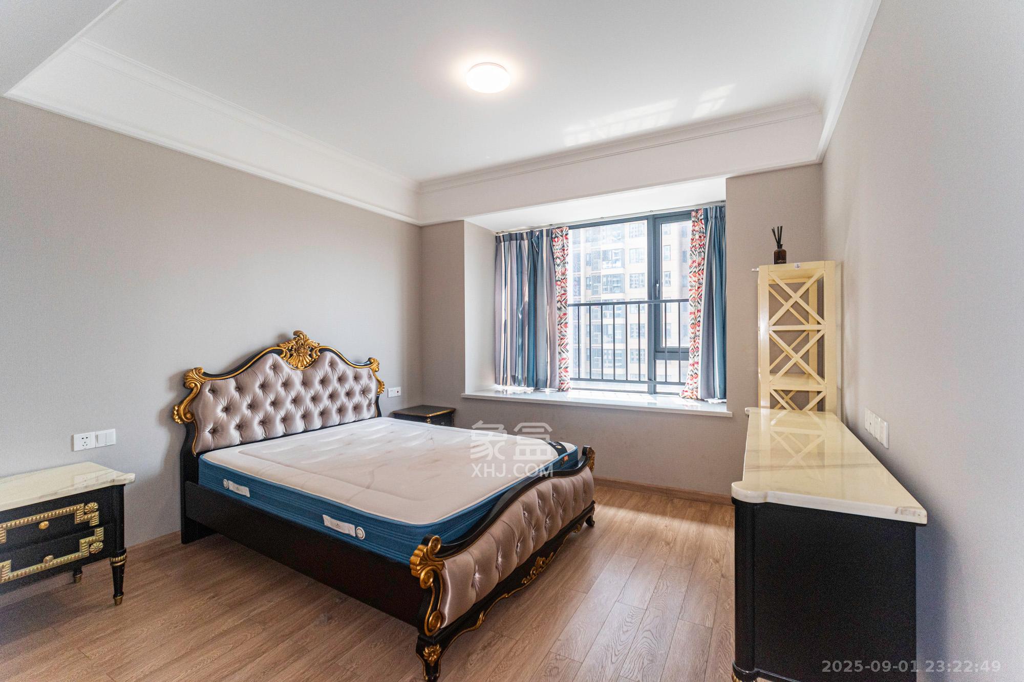 运达锦绣广场 4室2厅2卫 166.0万 运达锦绣广场 4室2厅2卫 166.0万卧室