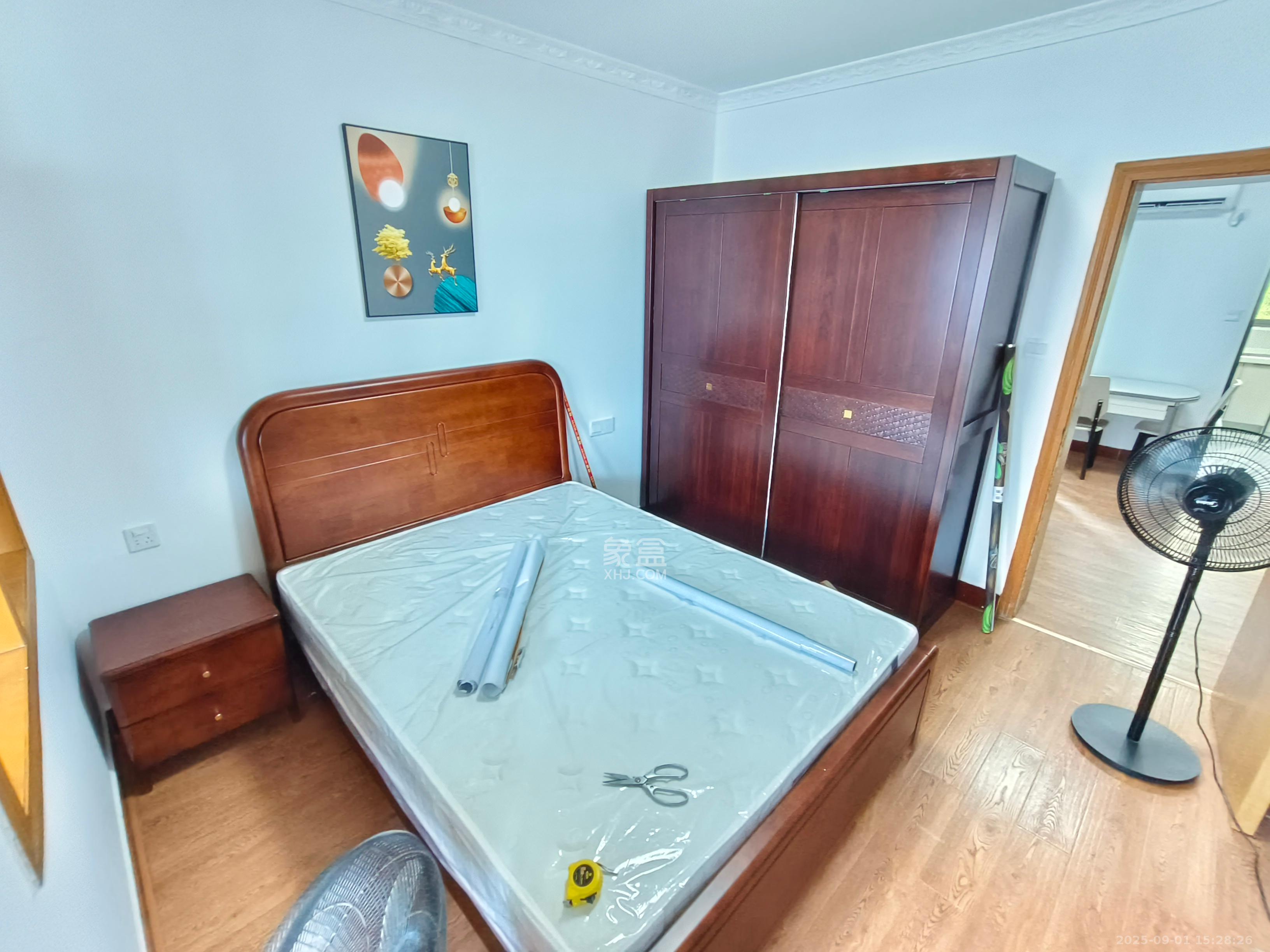 蒋家垅社区  2室1厅1卫    1800.0元/月 蒋家垅社区  2室1厅1卫    1800.0元/月室内图