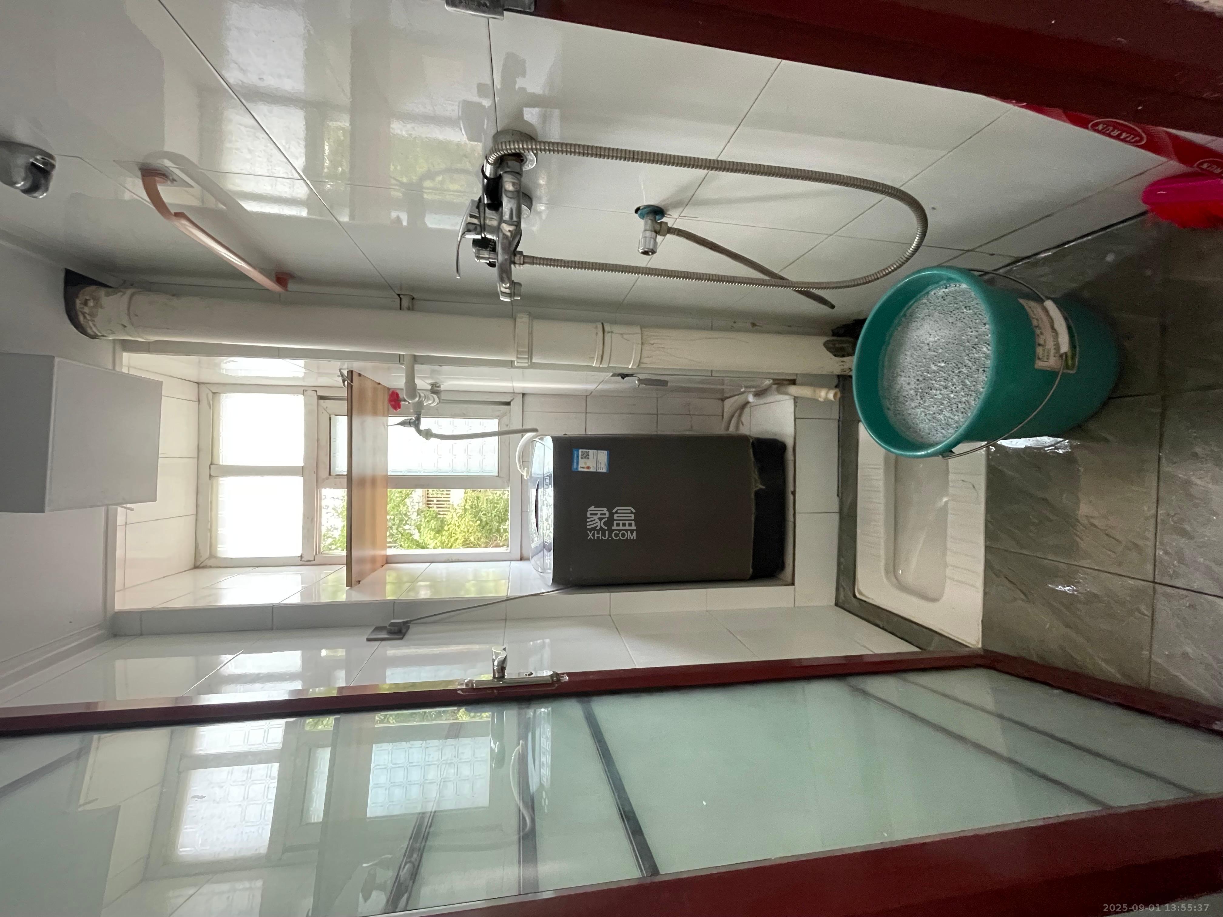 荷叶塘社区（雨花区）  2室1厅1卫   2100.00元/月室内图