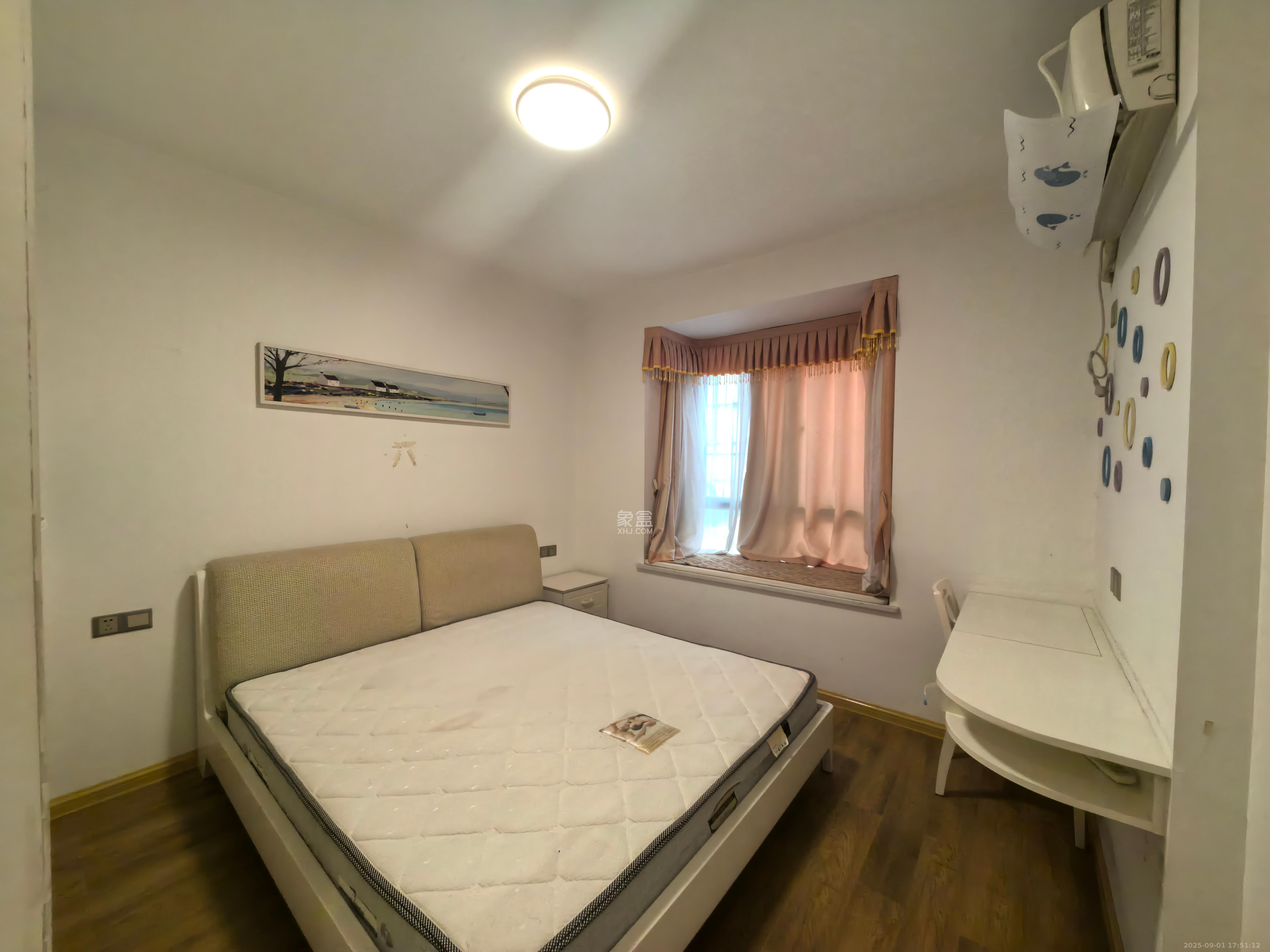 华润凤凰城一期 2室2厅1卫 2000.0元/月 华润凤凰城一期 2室2厅1卫 2000.0元/月室内图