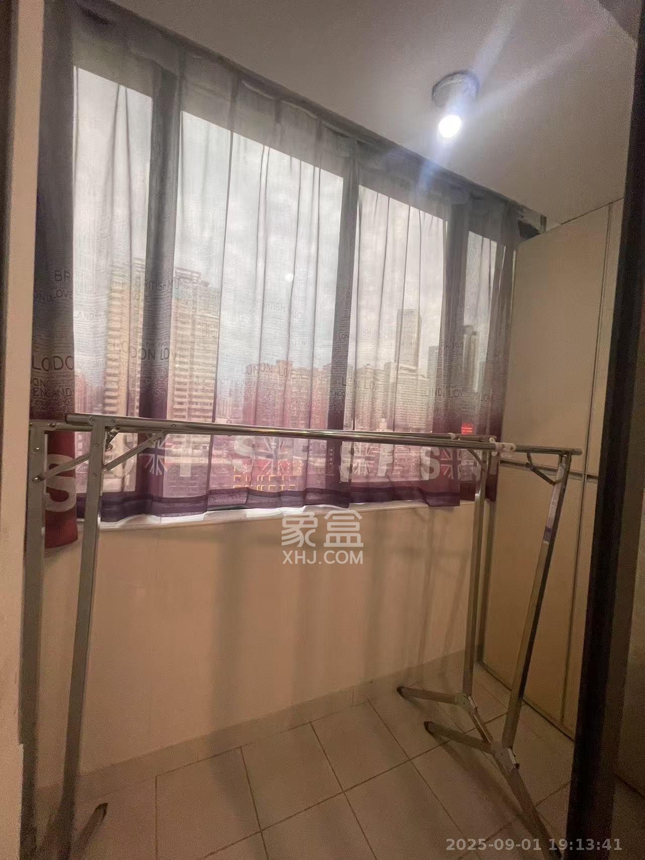 嘉顿新天地 1室1厅1卫 2400.0元/月 嘉顿新天地 1室1厅1卫 2400.0元/月室内图