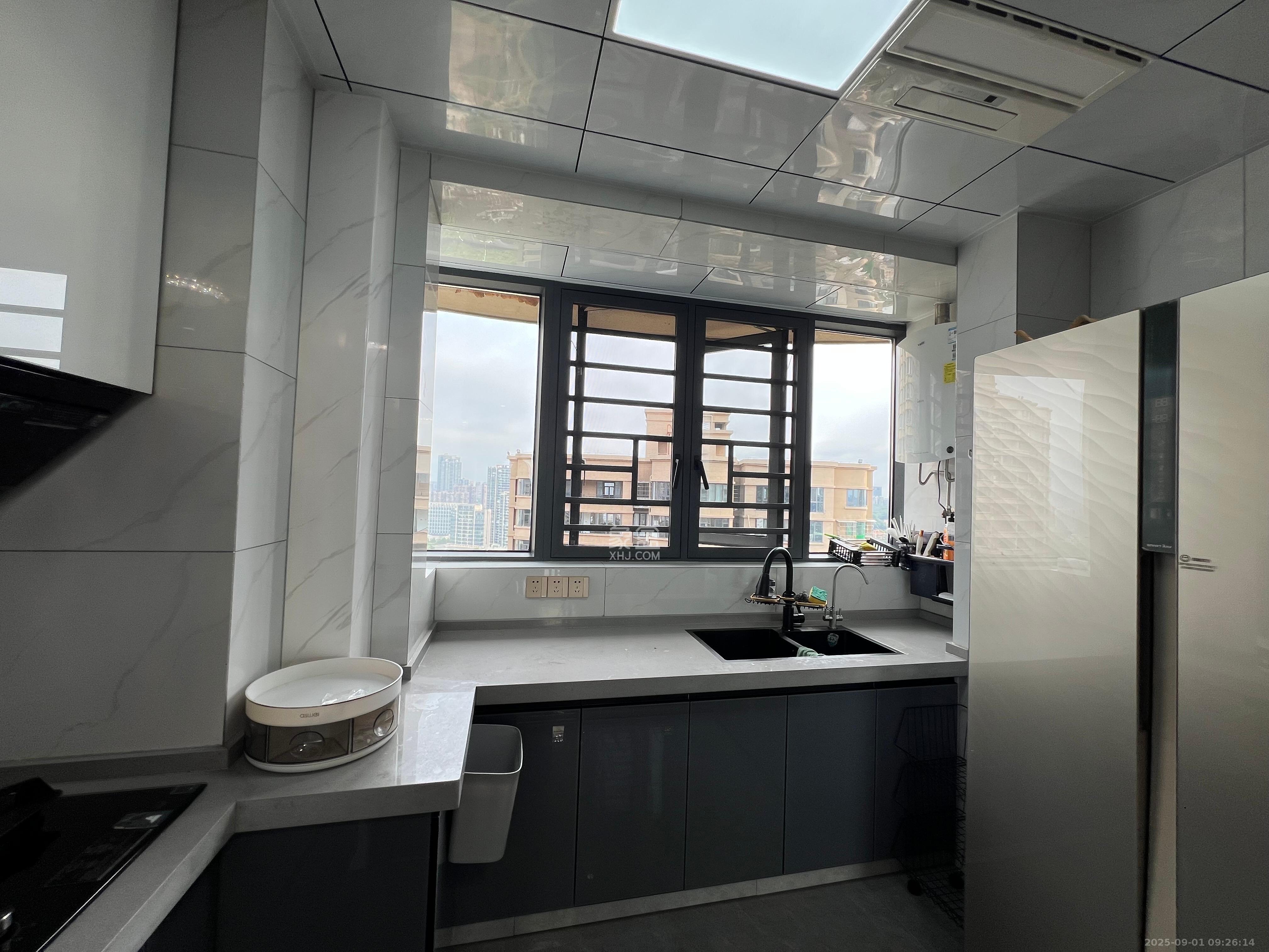 嘉雨东苑 2室1厅2卫 3600.0元/月 嘉雨东苑 2室1厅2卫 3600.0元/月室内图