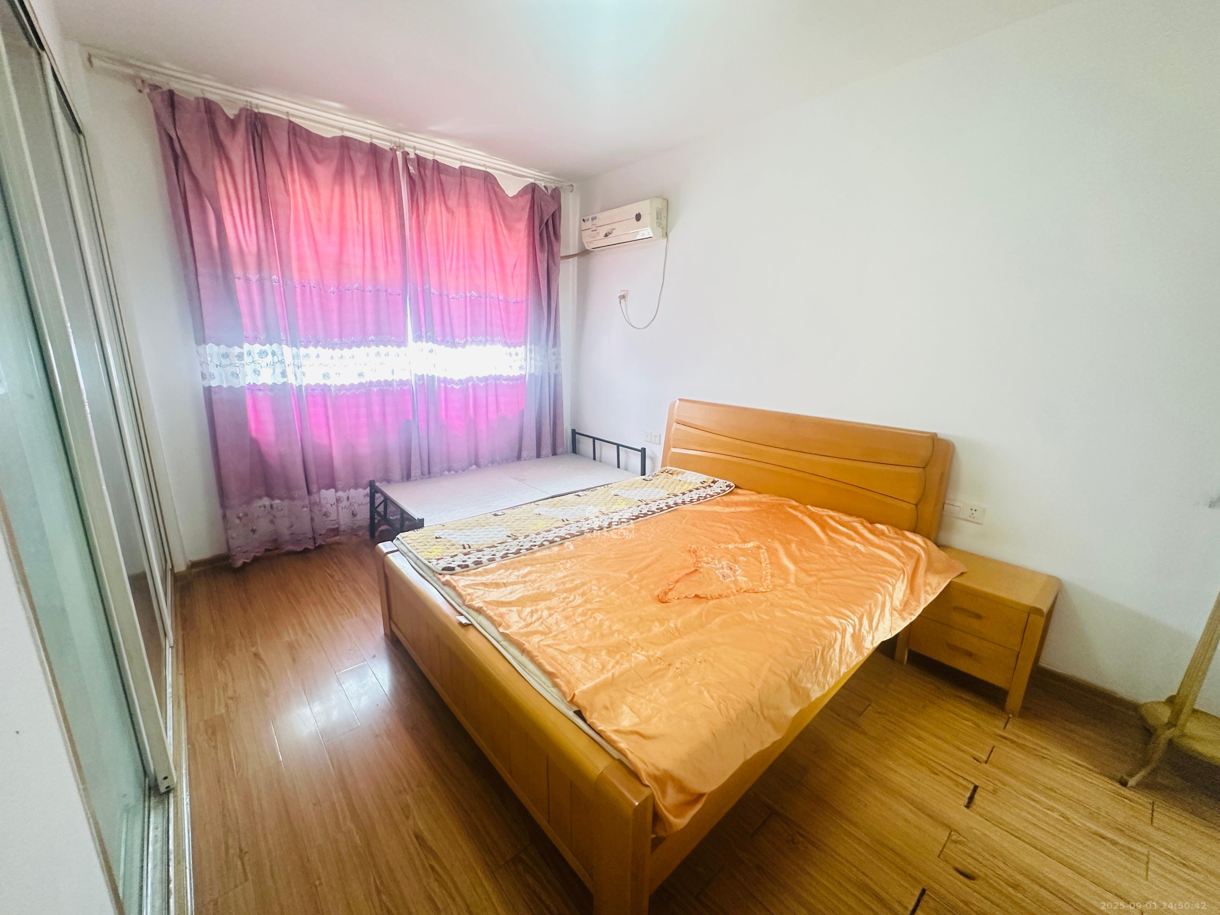 农科院宿舍丰泽小区 3室2厅2卫 1700.0元/月 农科院宿舍丰泽小区 3室2厅2卫 1700.0元/月室内图