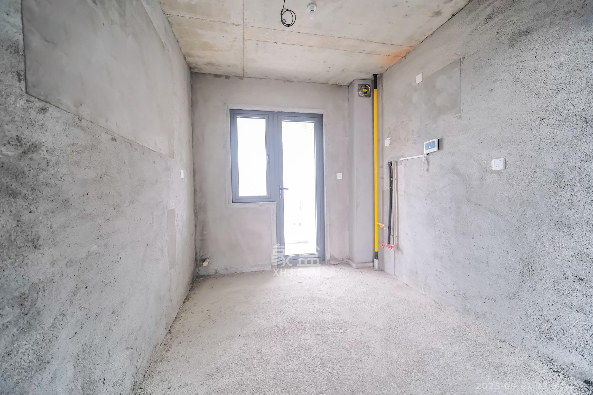 保利金香槟 4室2厅2卫 121.2万 保利金香槟 4室2厅2卫 121.2万厨房