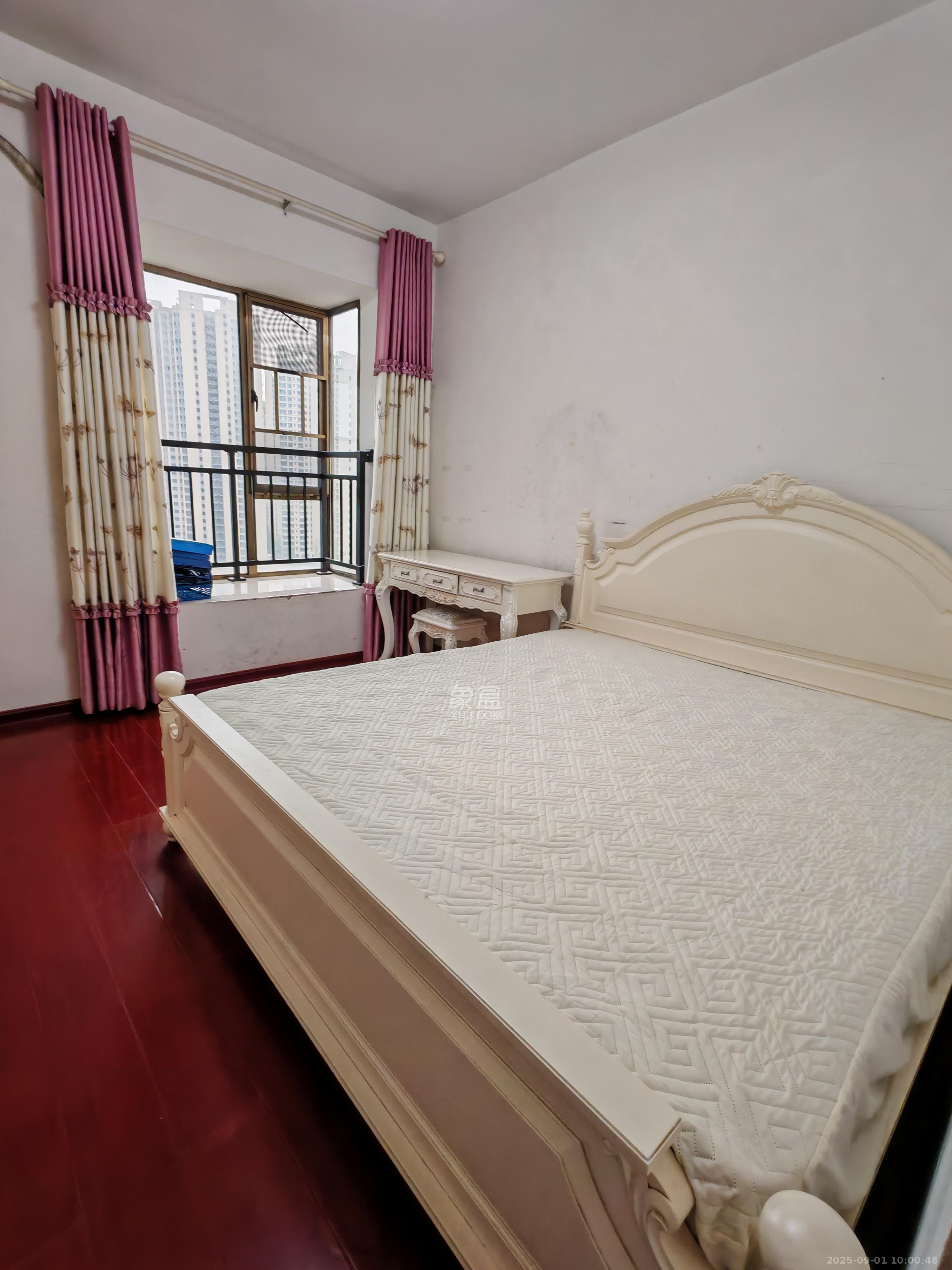 江山帝景雅典  2室1厅1卫    1900.0元/月 江山帝景雅典  2室1厅1卫    1900.0元/月室内图