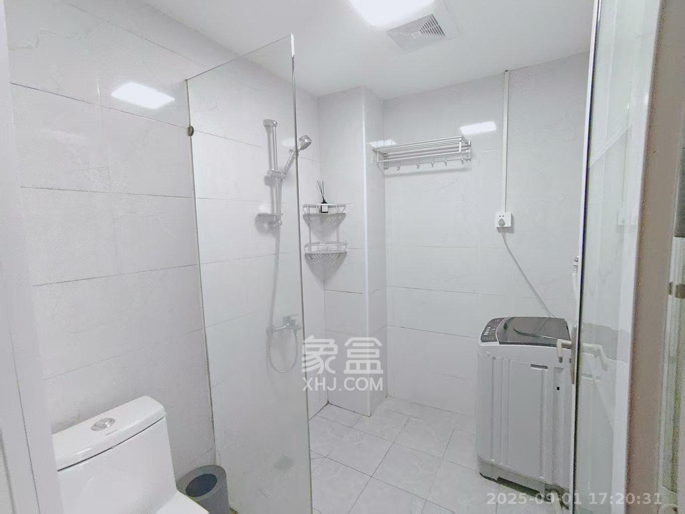 半山公馆（半山国际中心）  1室1厅1卫   1700.00元/月室内图