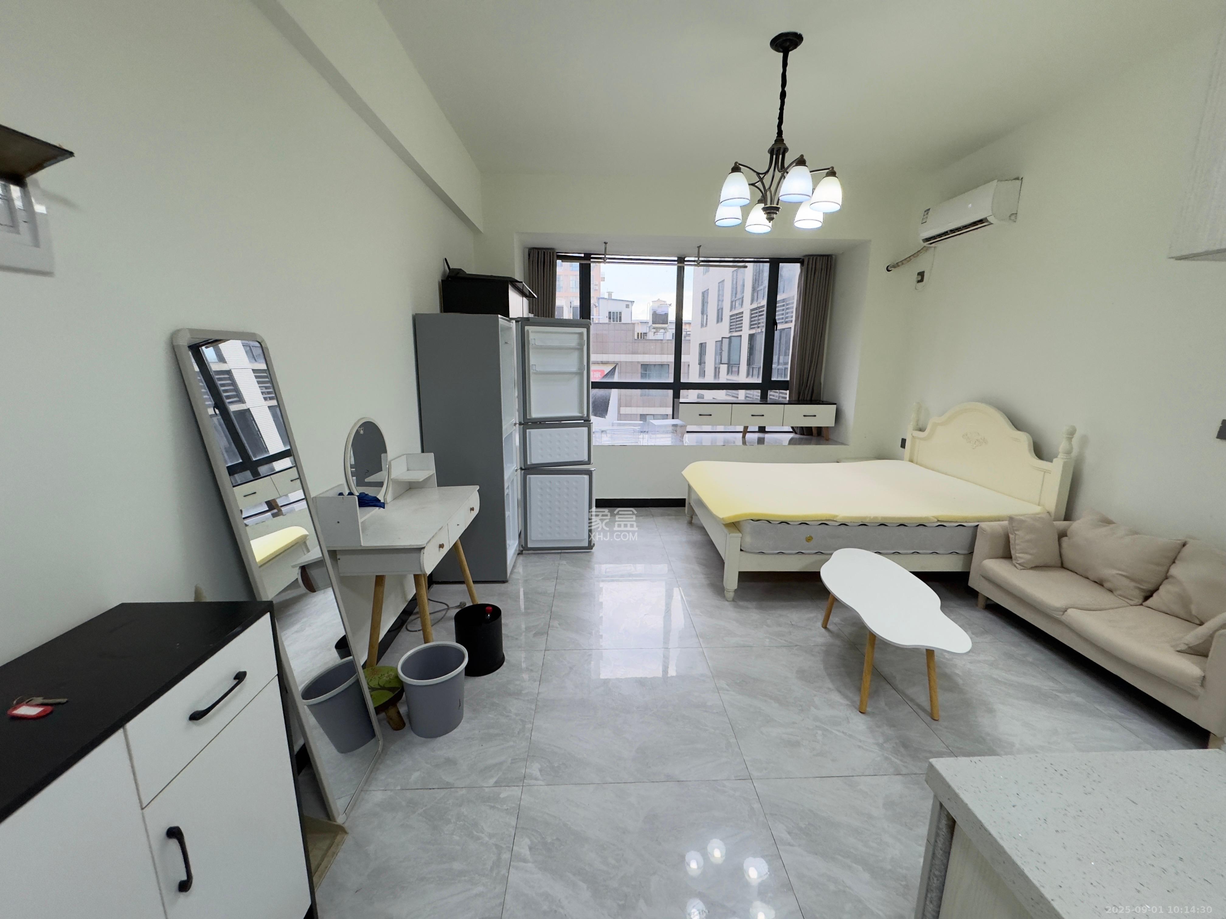 洋湖时代  1室0厅0卫    1100.0元/月室内图