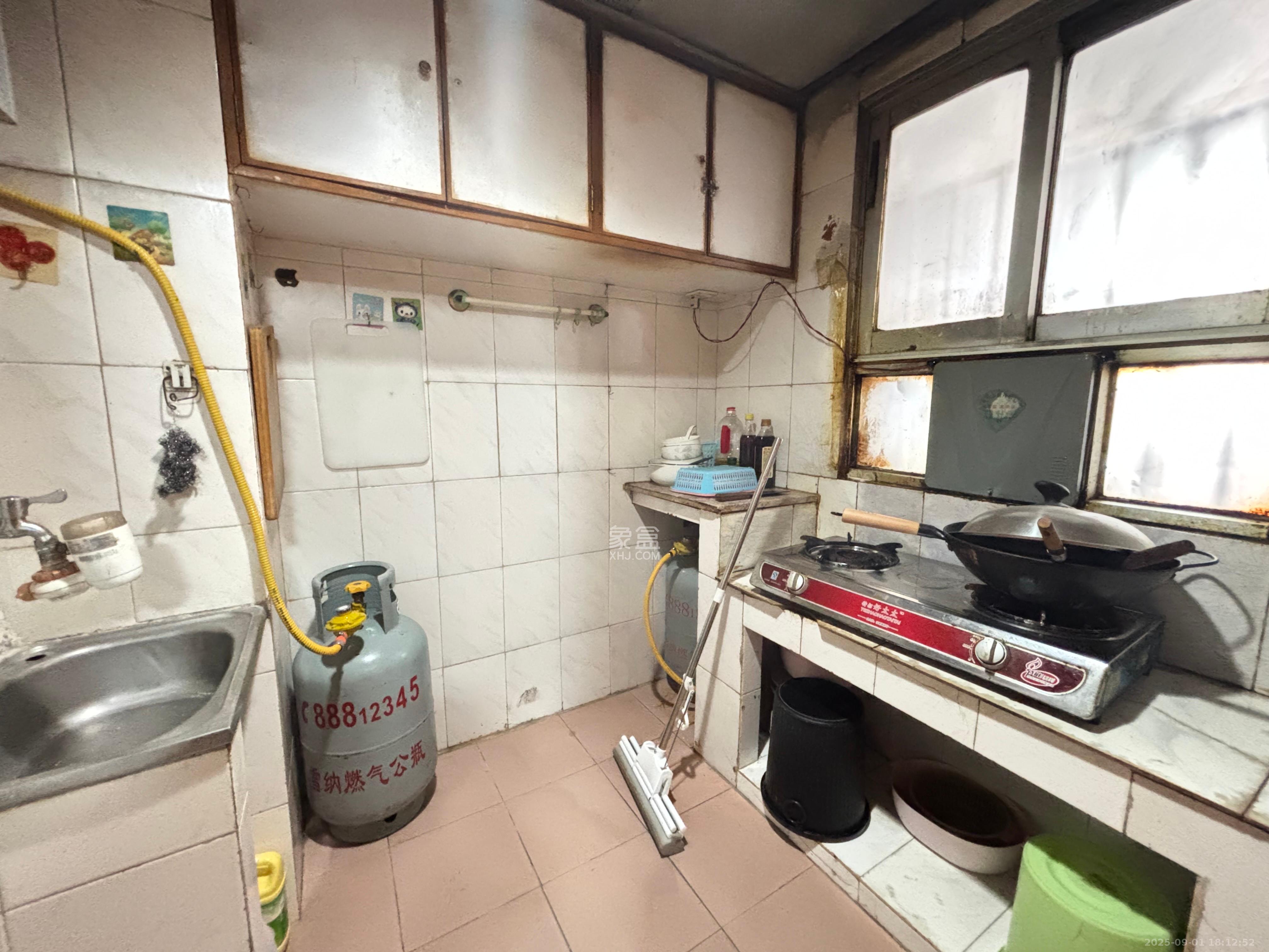 中国银行宿舍 2室1厅1卫 1100.0元/月 中国银行宿舍 2室1厅1卫 1100.0元/月室内图