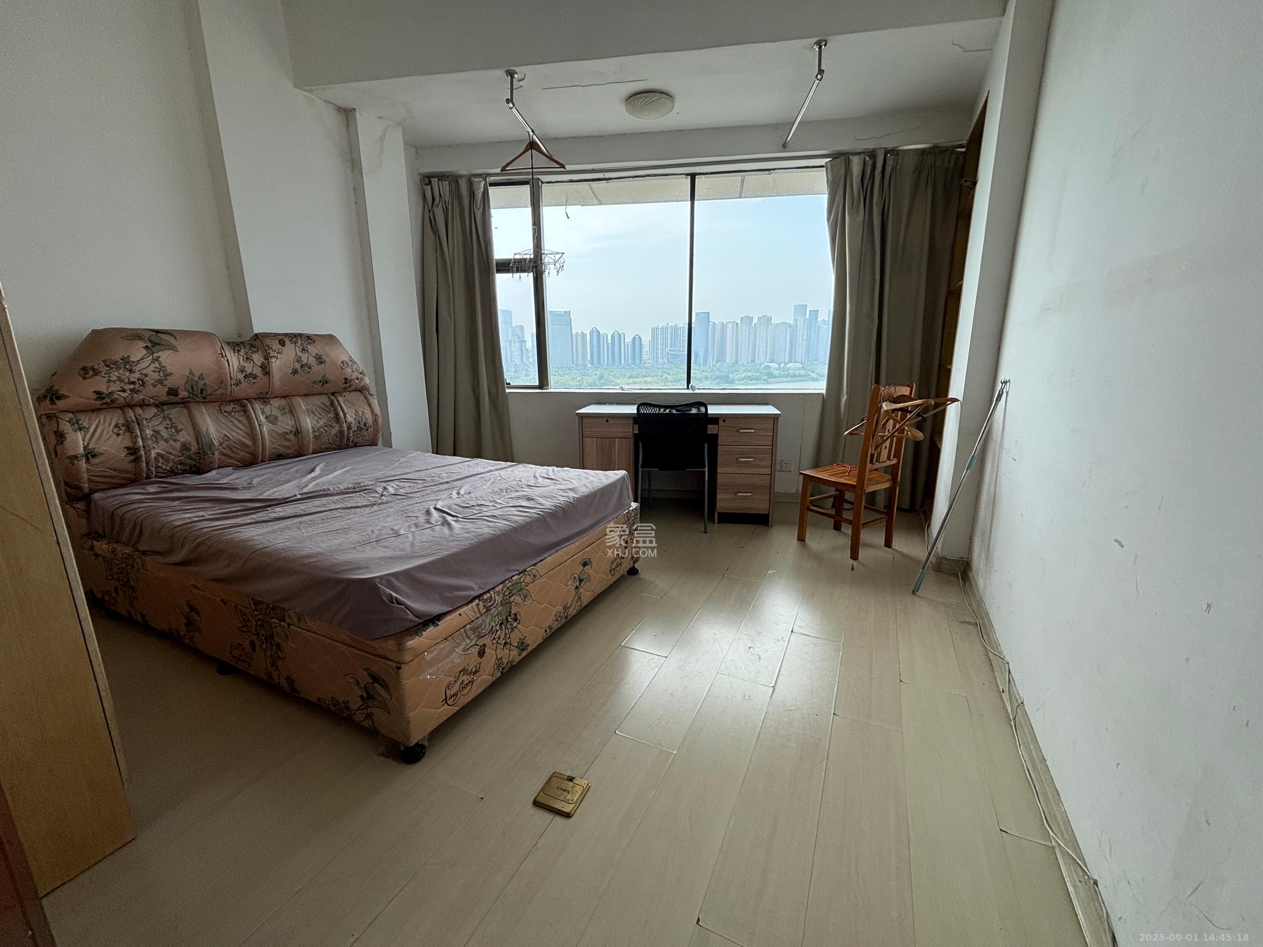 大地金墅  2室2厅1卫    2700.0元/月室内图