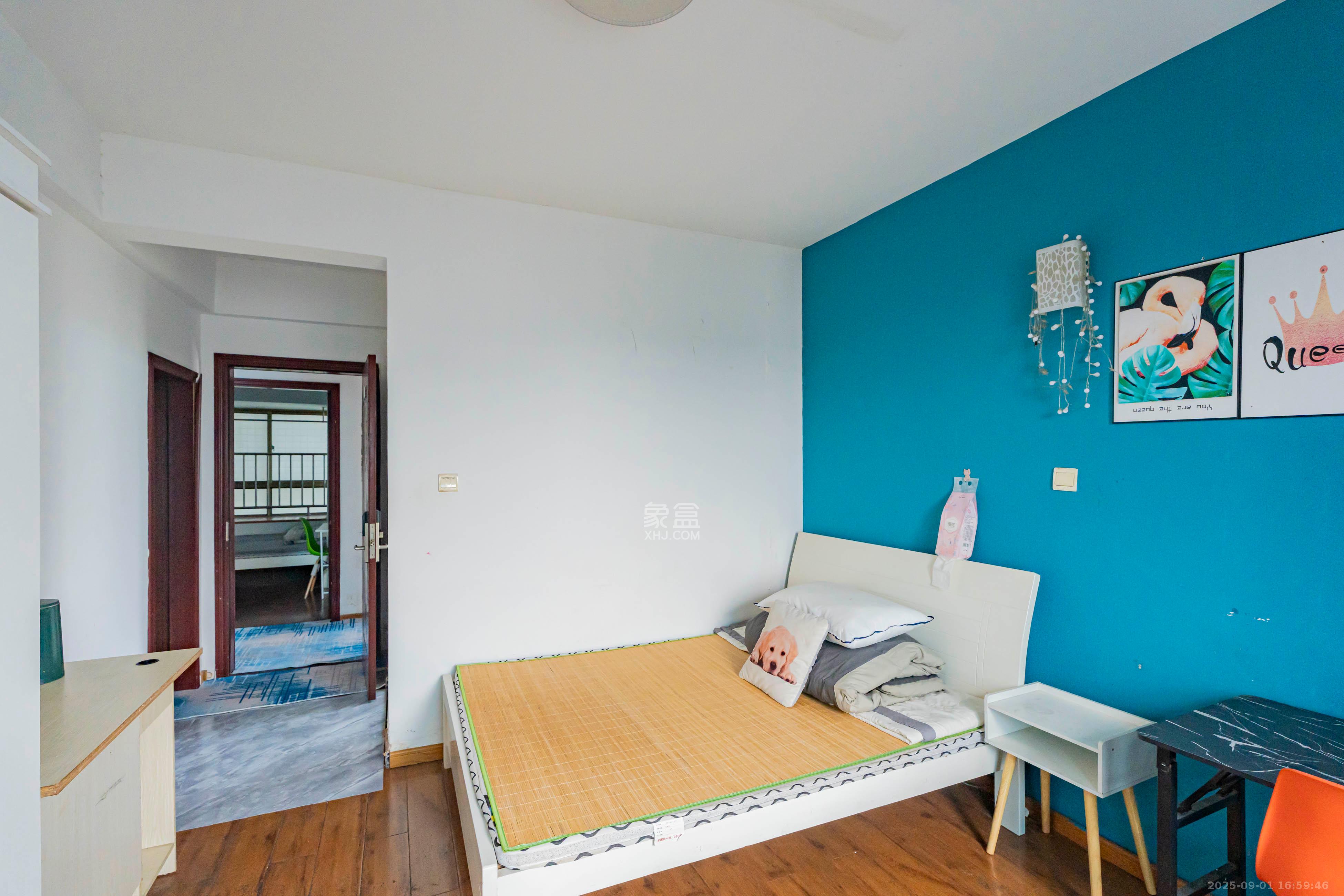 华府壹航线  3室2厅2卫    70.0万 华府壹航线  3室2厅2卫    70.0万卧室