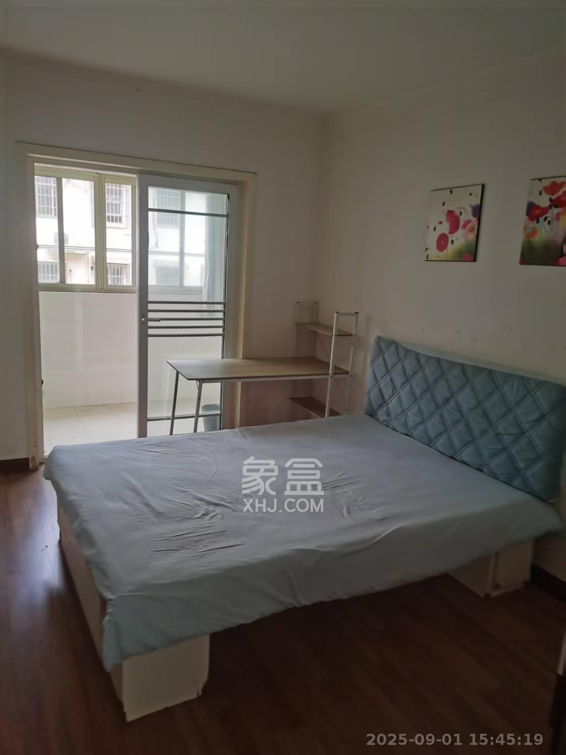 佳园星城 3室2厅1卫 1600.0元/月 佳园星城 3室2厅1卫 1600.0元/月室内图