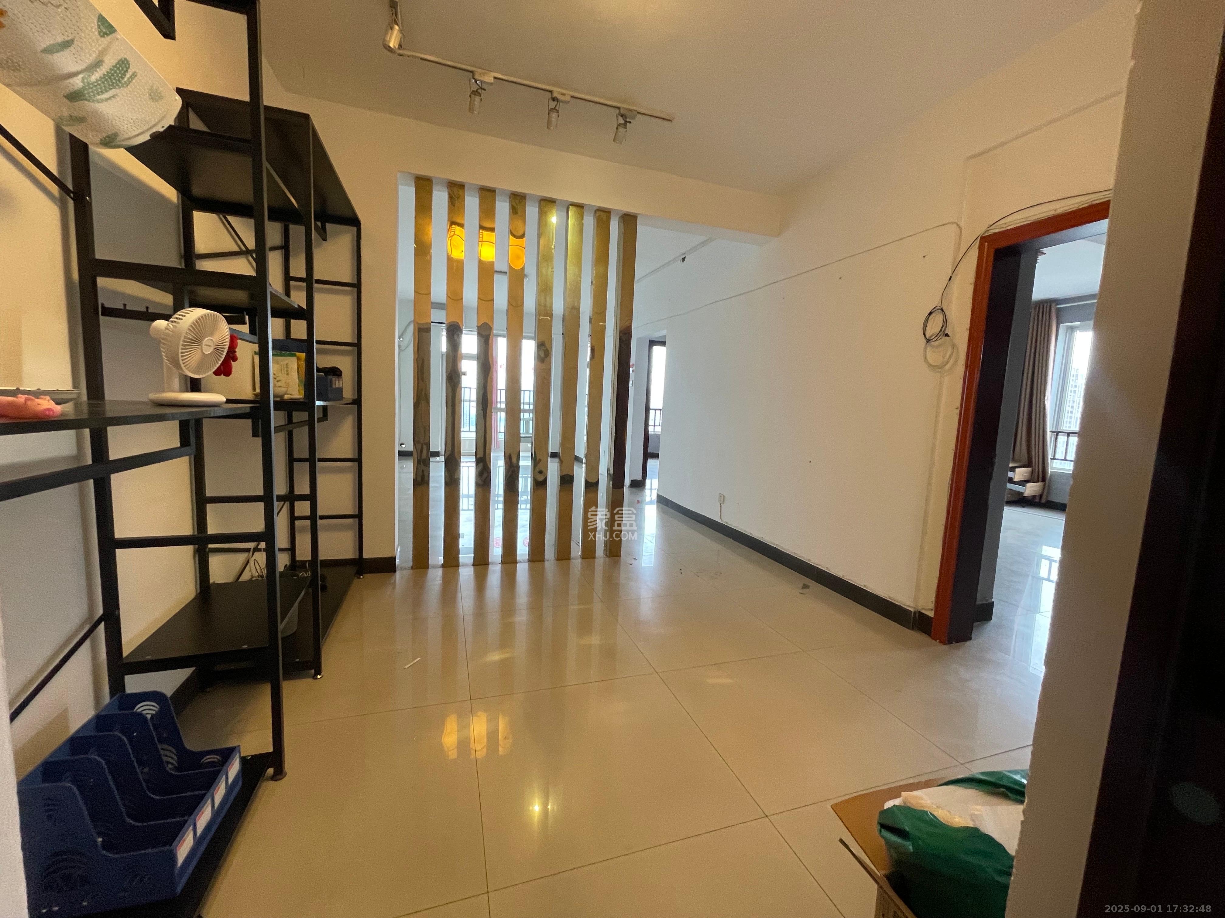 上河国际A座 2室2厅1卫 3000.0元/月 上河国际A座 2室2厅1卫 3000.0元/月室内图