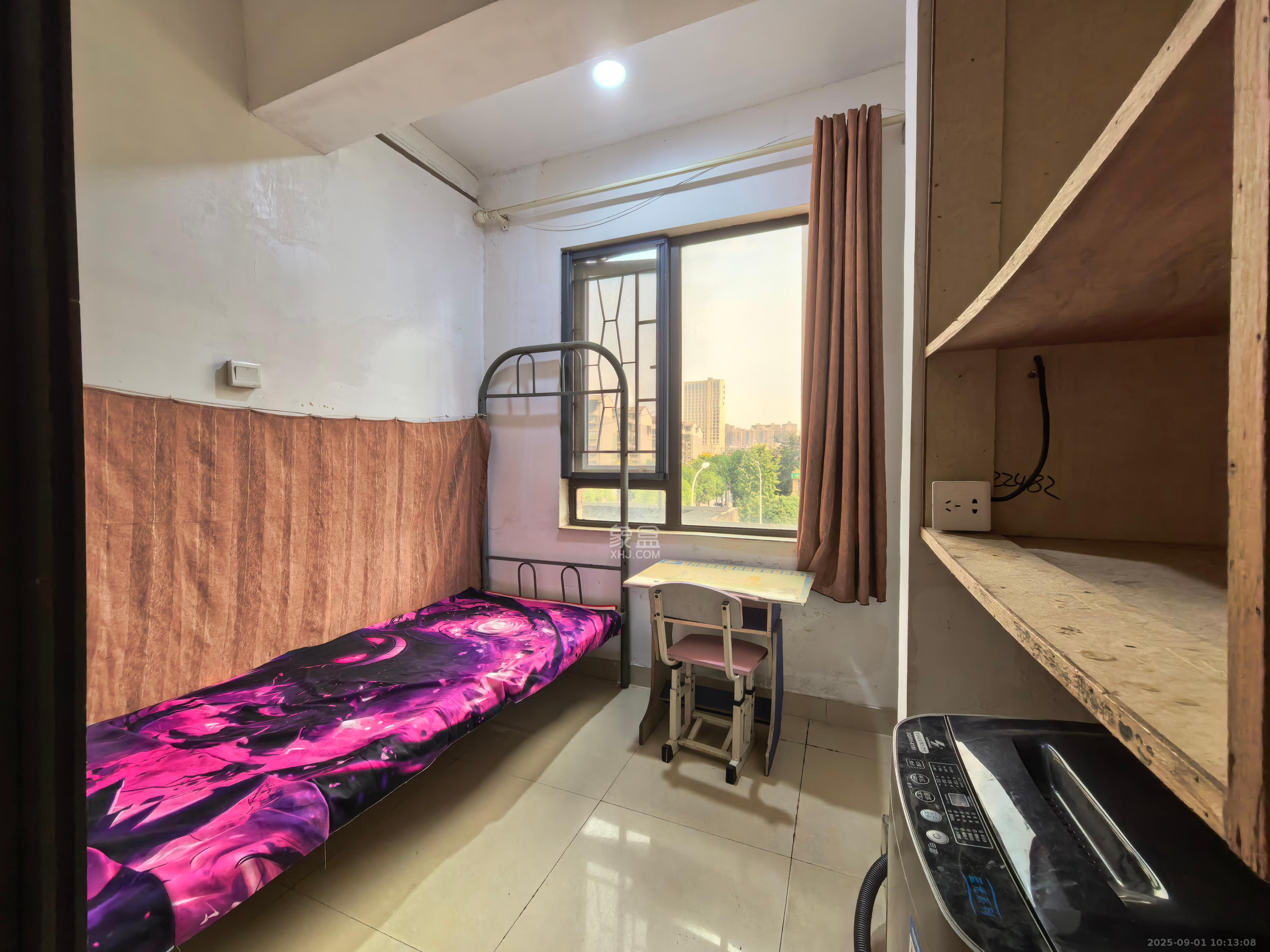 东岸梅园小区  2室1厅1卫    1400.0元/月 东岸梅园小区  2室1厅1卫    1400.0元/月室内图