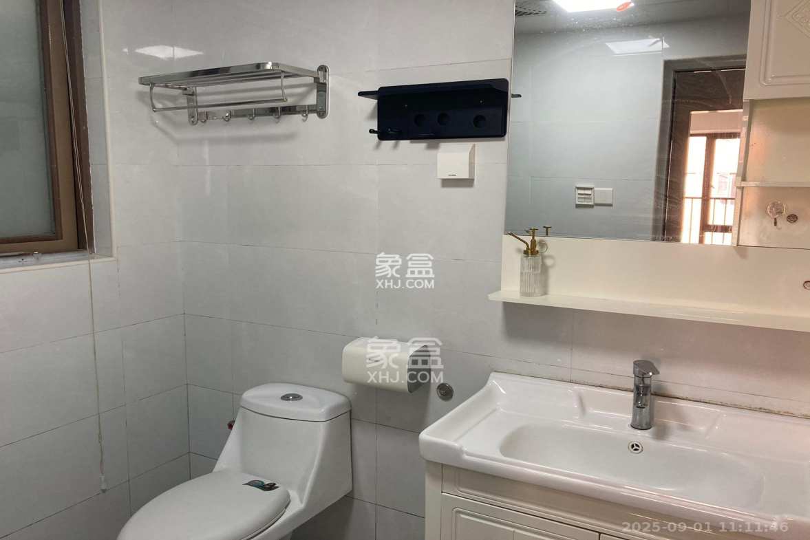 第六都(陆都小区)  2室2厅1卫    3200.0元/月 第六都(陆都小区)  2室2厅1卫    3200.0元/月室内图