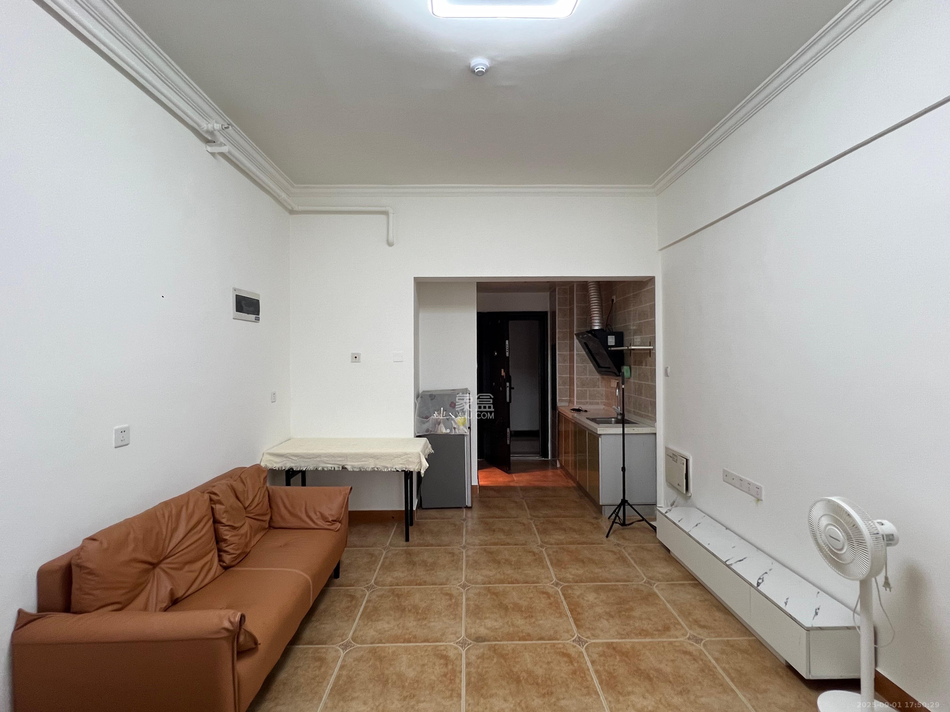 梅溪国际公寓（步步高新天地）  1室0厅1卫    1800.0元/月室内图