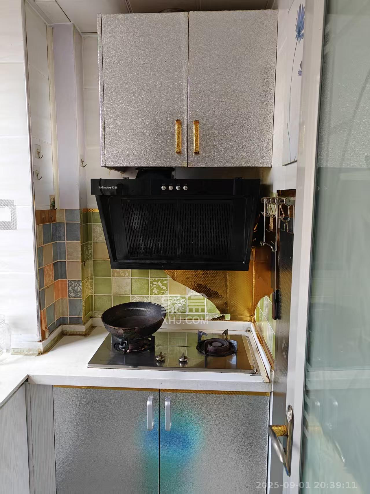 爵士湘  1室1厅1卫   1200.00元/月室内图