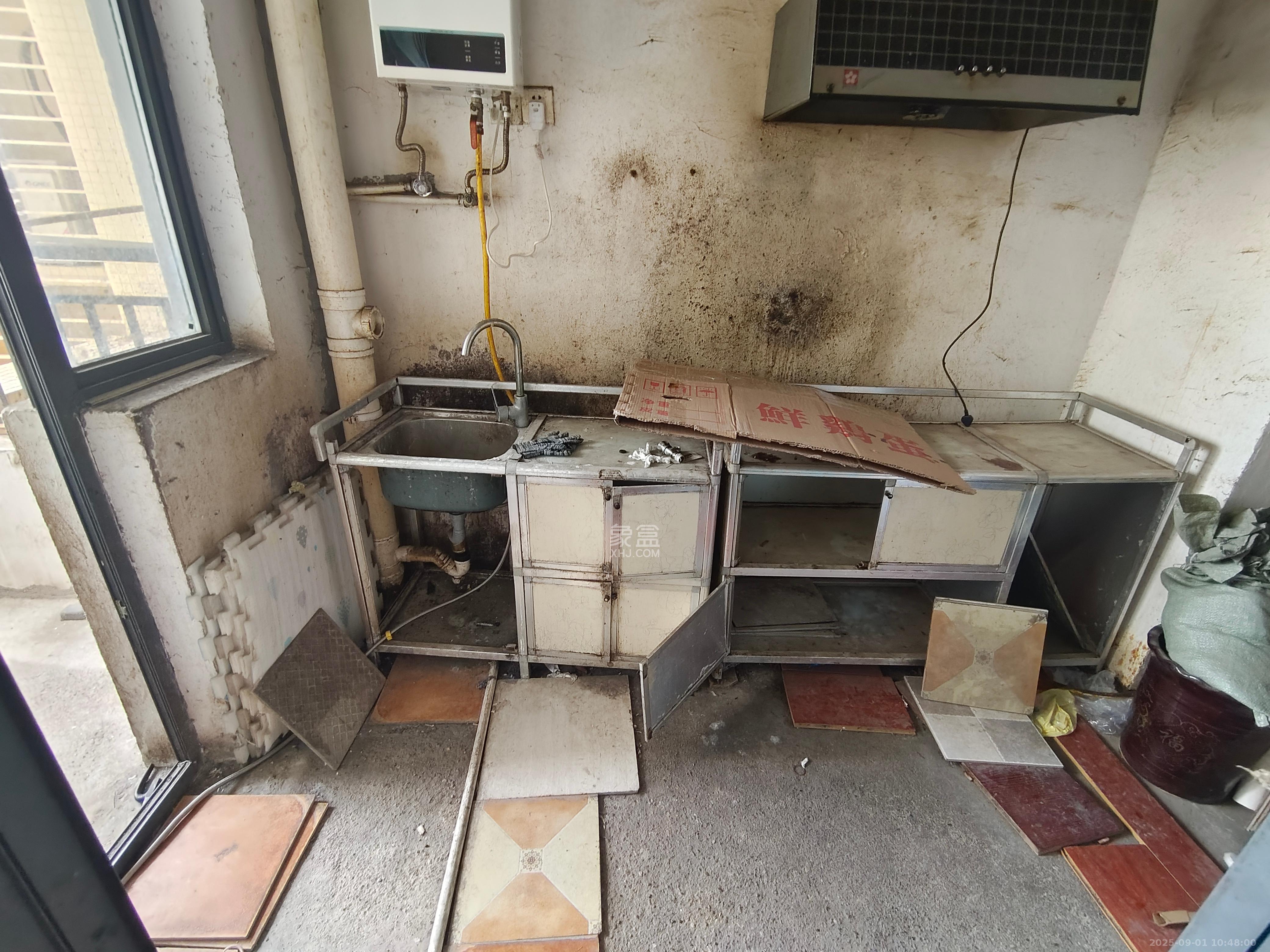 兰亭都荟（璟峰苑）  4室2厅2卫    4200.0元/月室内图