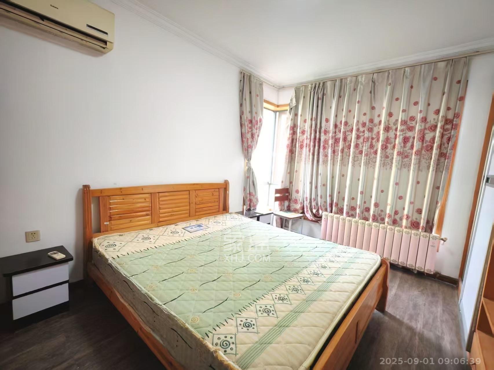 鑫远湘府华城  3室2厅1卫    1800.0元/月室内图