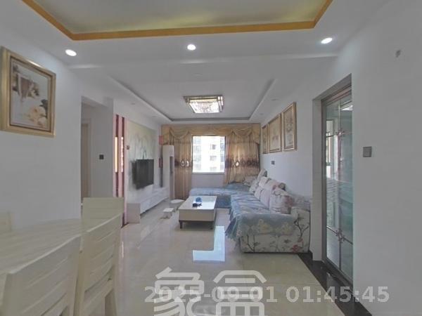 好莱城(弘德西街) 3室2厅2卫 2600.0元/月 好莱城(弘德西街) 3室2厅2卫 2600.0元/月室内图