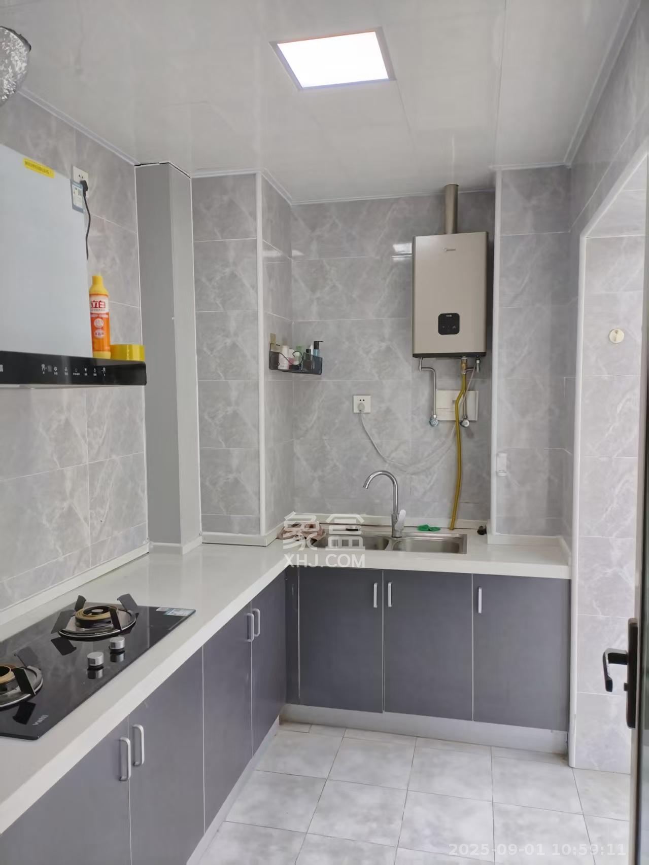 中建嘉和城  3室2厅2卫    2200.0元/月 中建嘉和城  3室2厅2卫    2200.0元/月室内图